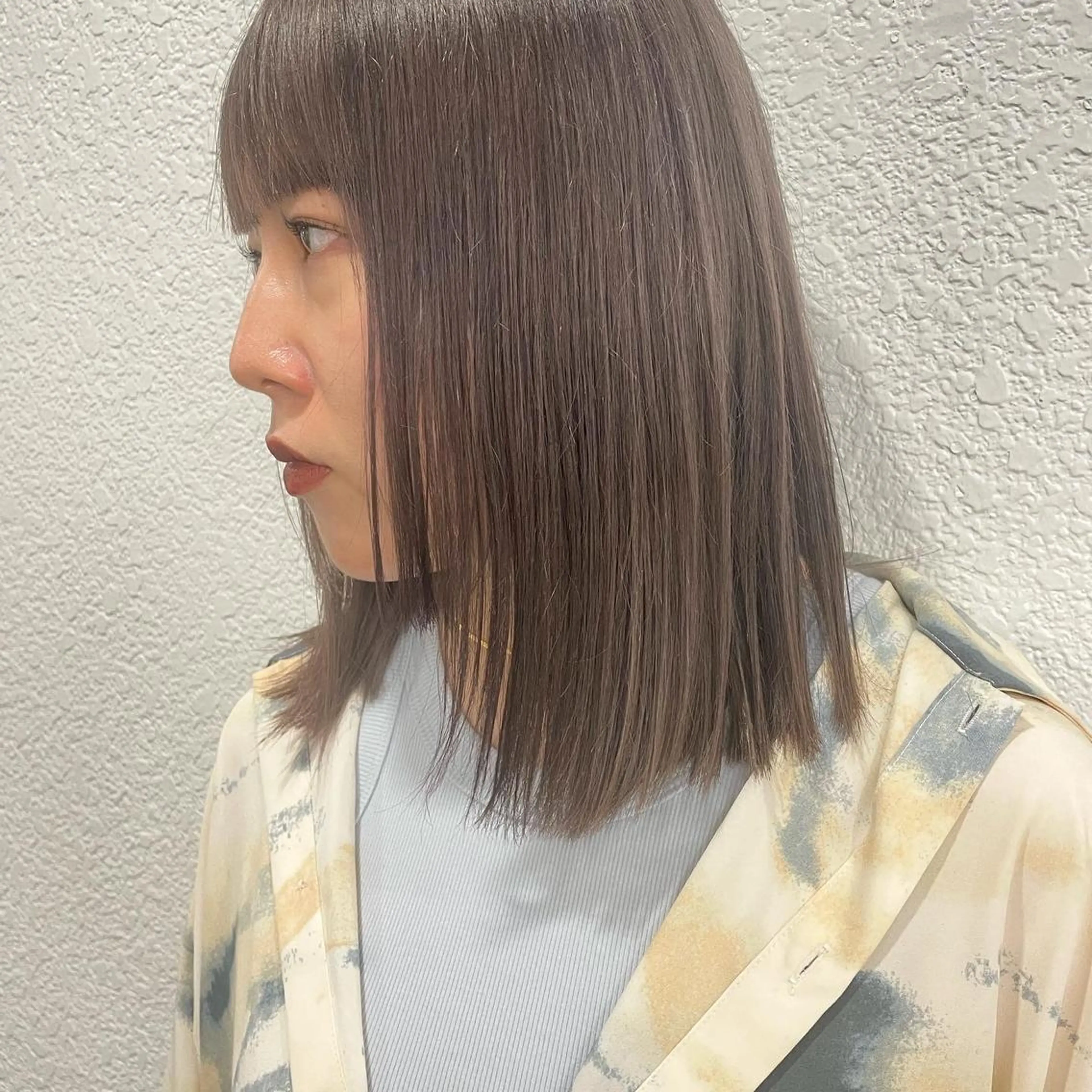 セミロング 渋谷 留菜のヘアスタイル