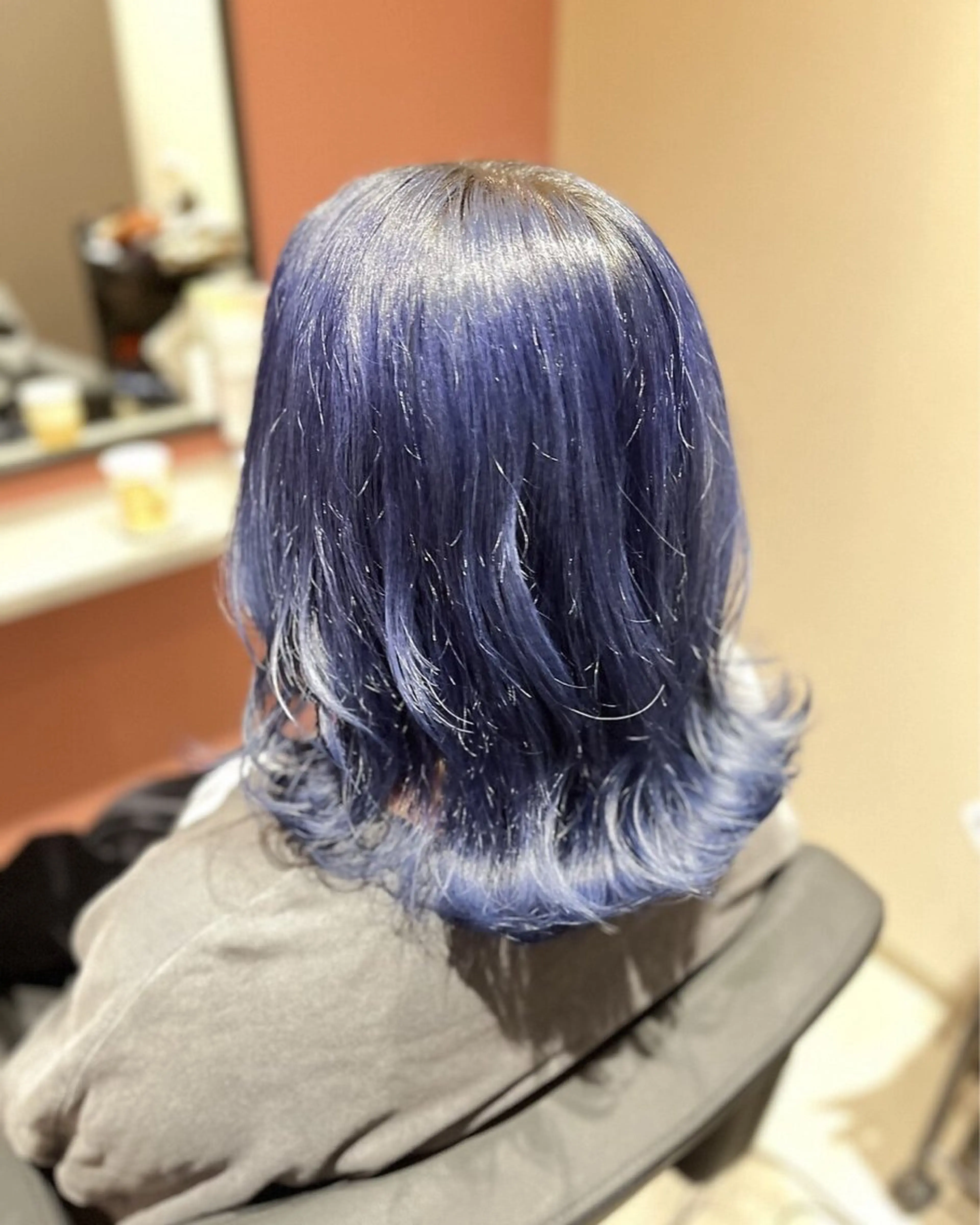 カラー 西原 愛紗のヘアスタイル