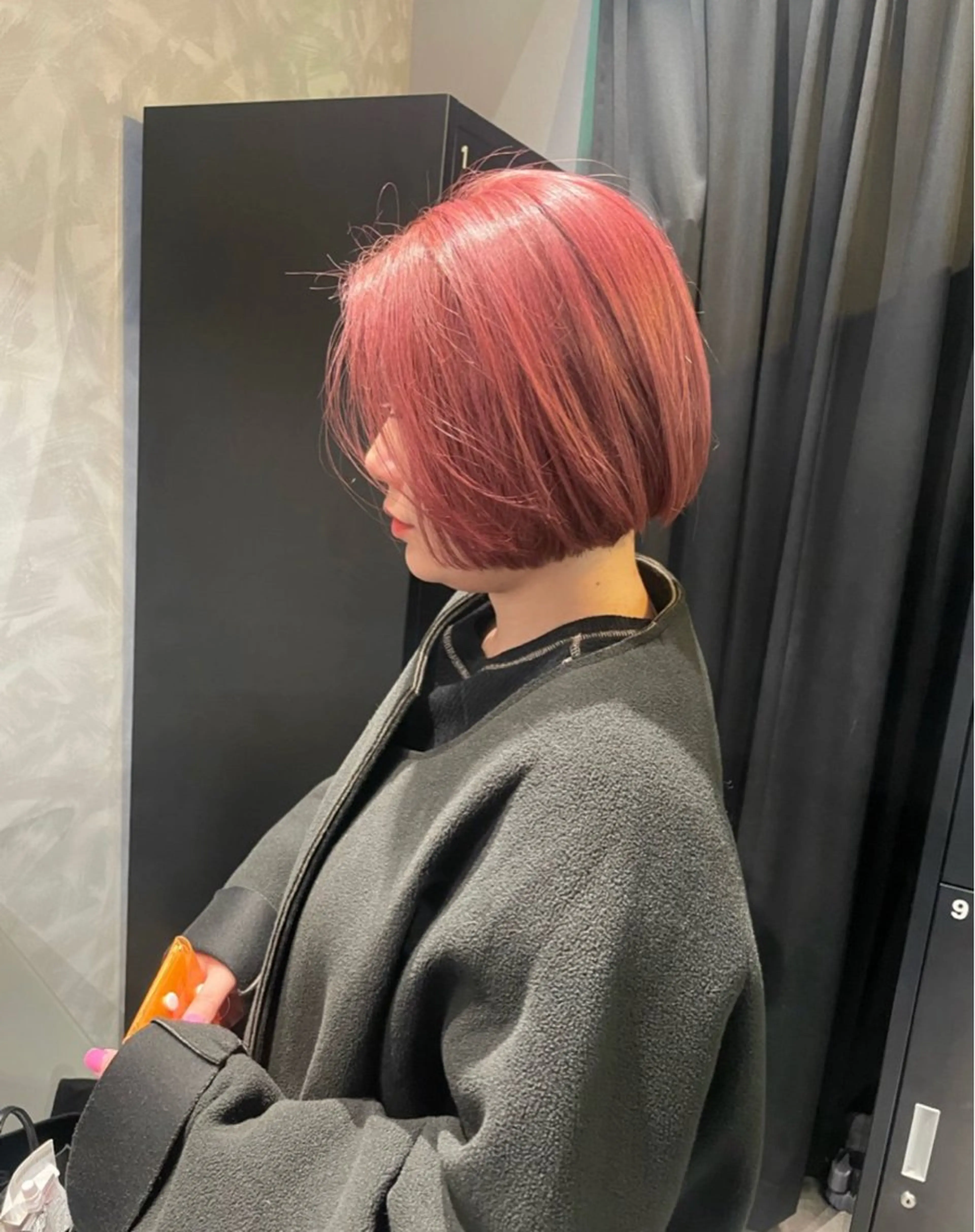 ショート ヘアカラー トリートメント ケアブリーチ/ エクステ/レイヤーのヘアスタイル