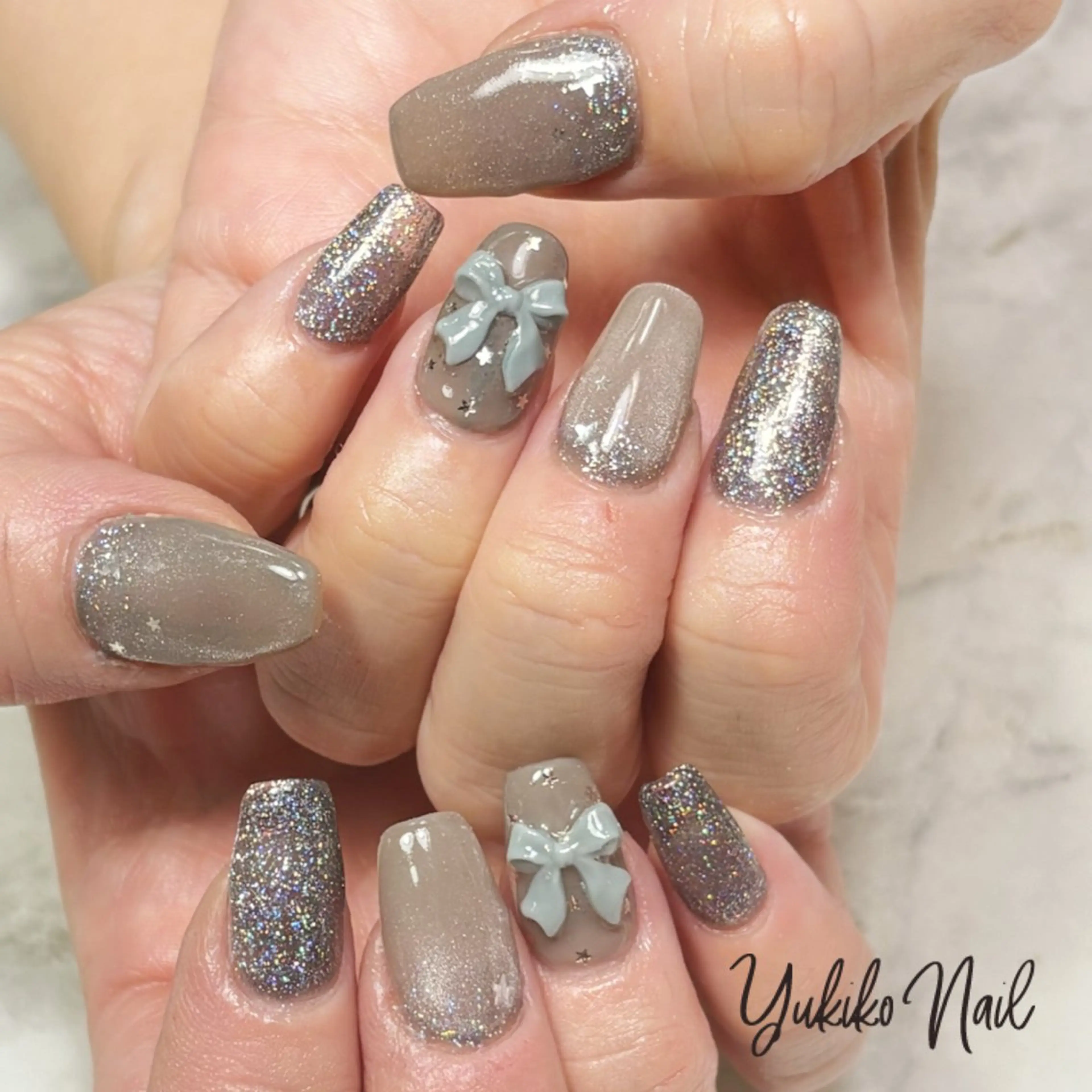 ネイル 長さ出し フラッシュネイル ジェルネイル グラデーション リボン ハンドネイル ユキコ ネイルのネイルデザイン