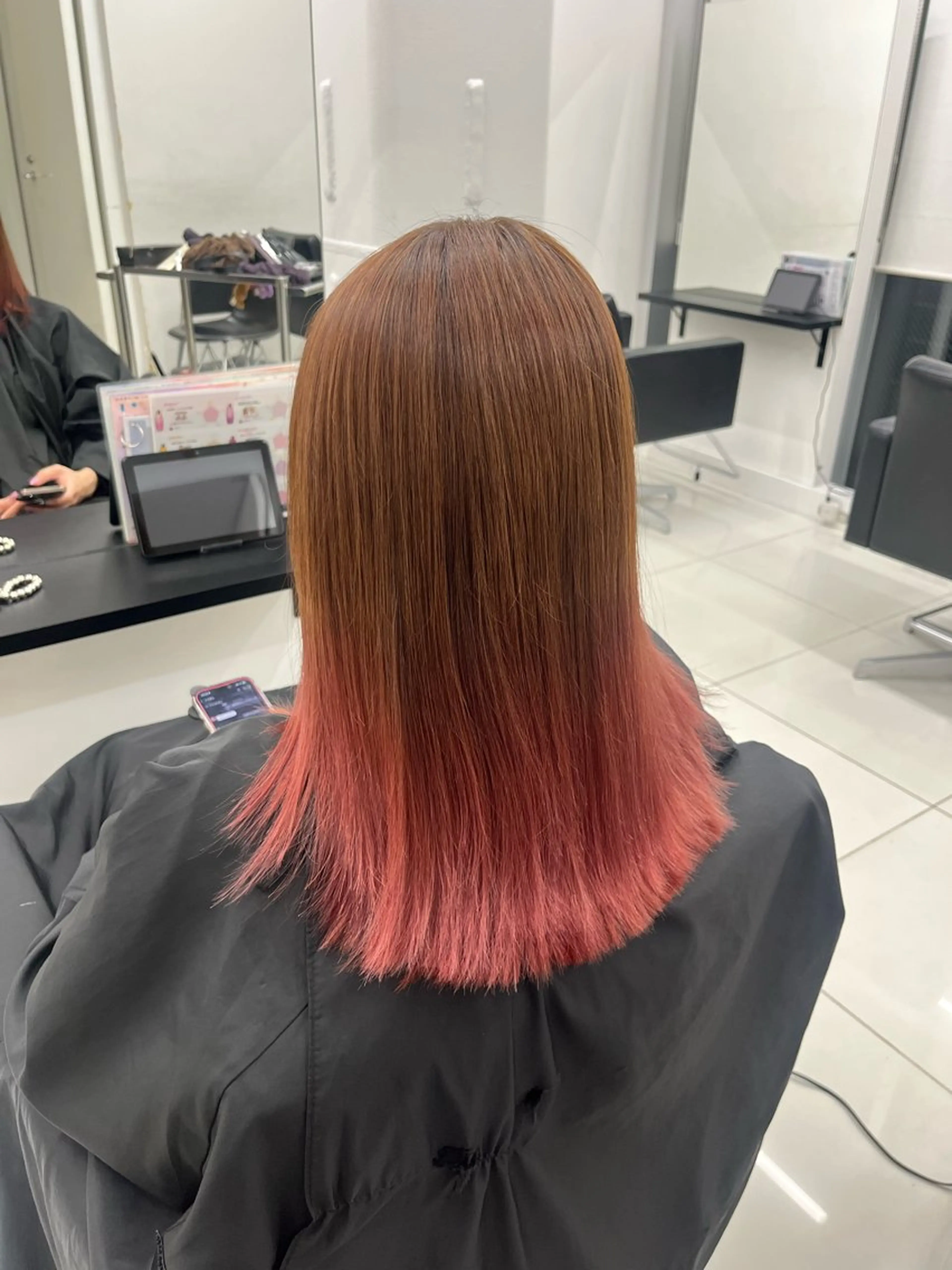 ミディアム ヘアカラー ALIVE ゆずはのヘアスタイル