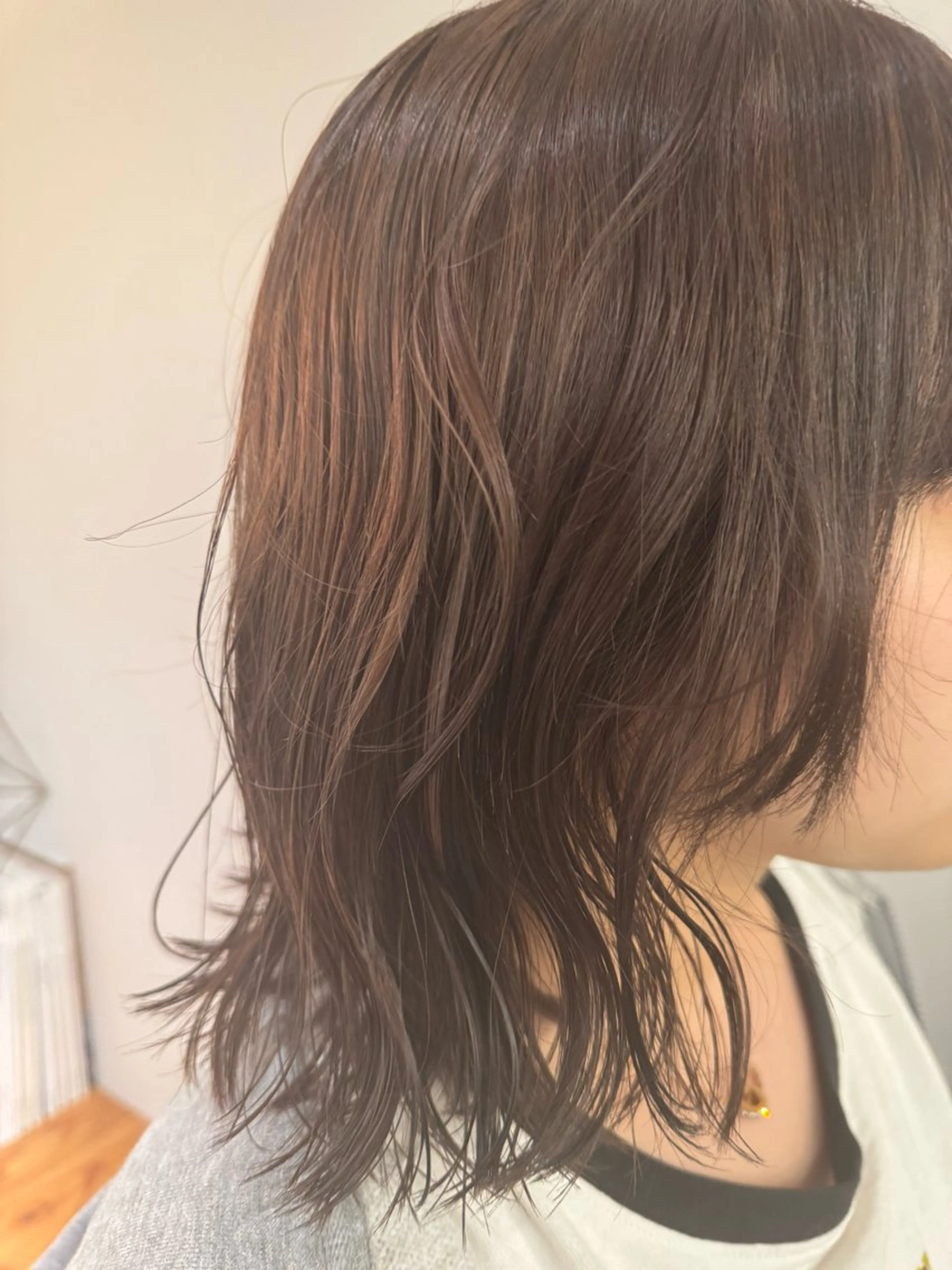 ミディアム カラー ブラウンカラー ココアブラウン ヘアカラー ROSTAR セイゴのヘアスタイル