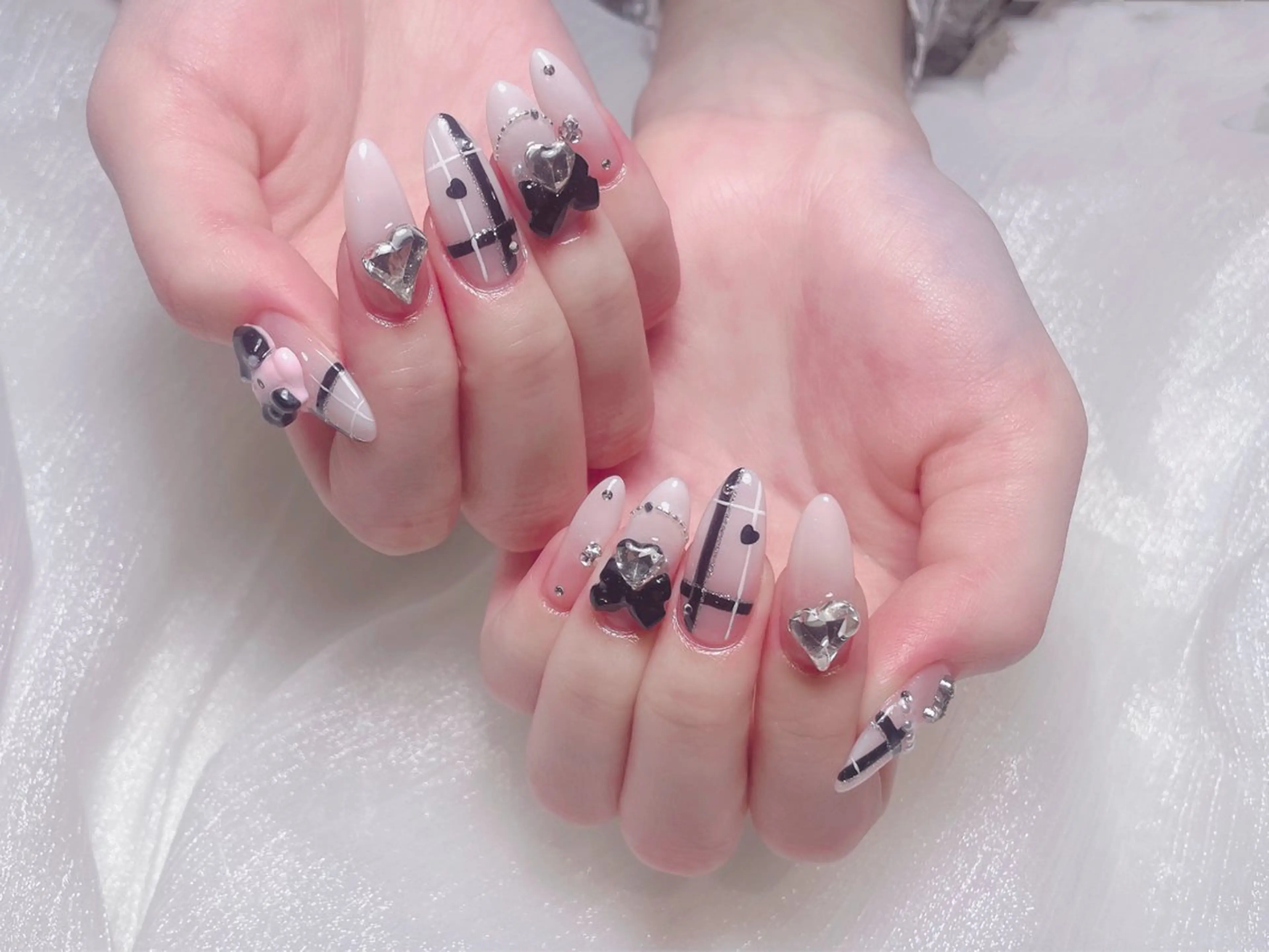 ネイル ハンドネイル ＬuＬu ネイルサロンのネイルデザイン