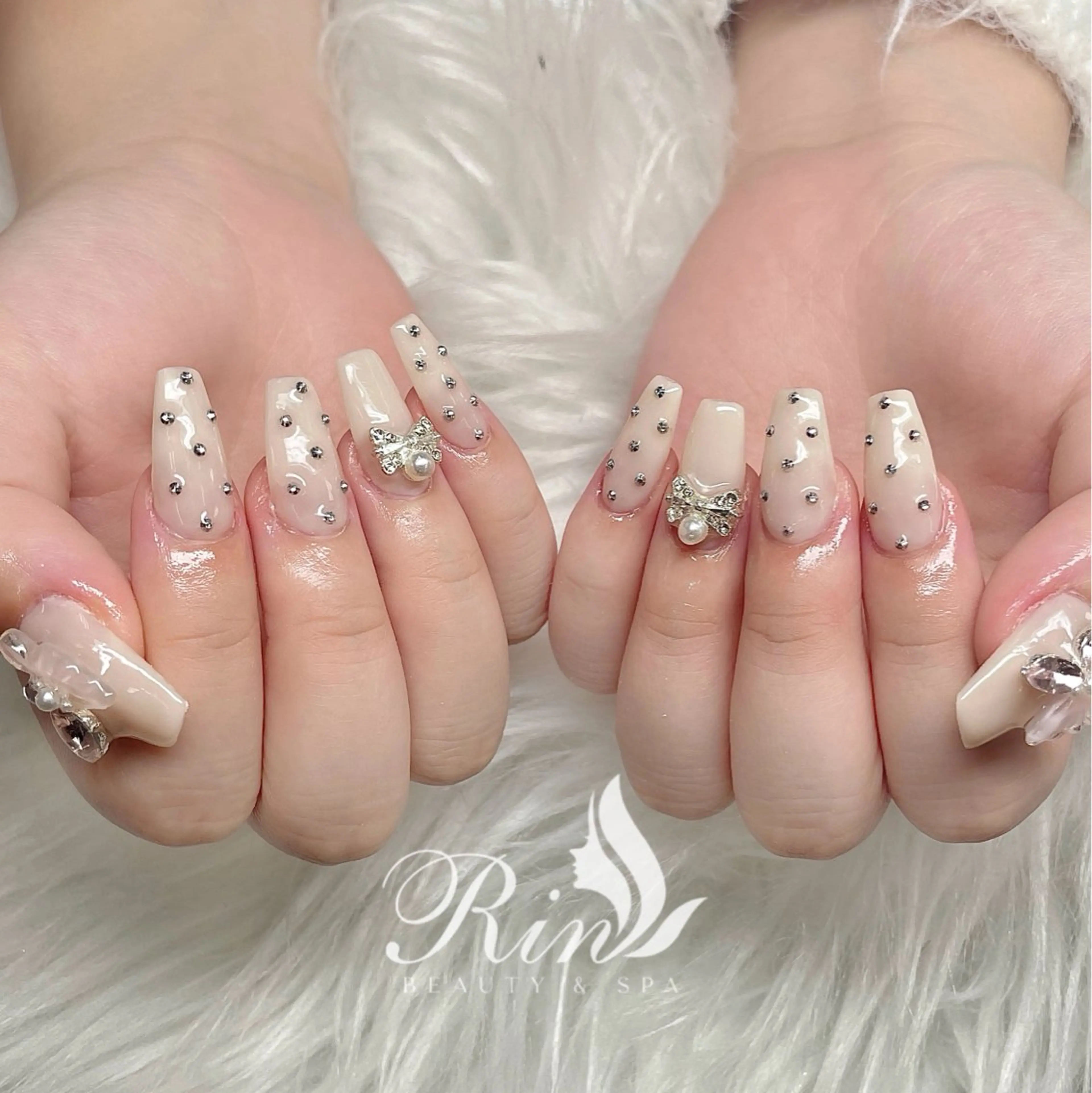 ネイル アートネイル フレンチネイル ジェルネイル 韓国ネイル ミラーネイル Rin Nail 新大久保店のネイルデザイン