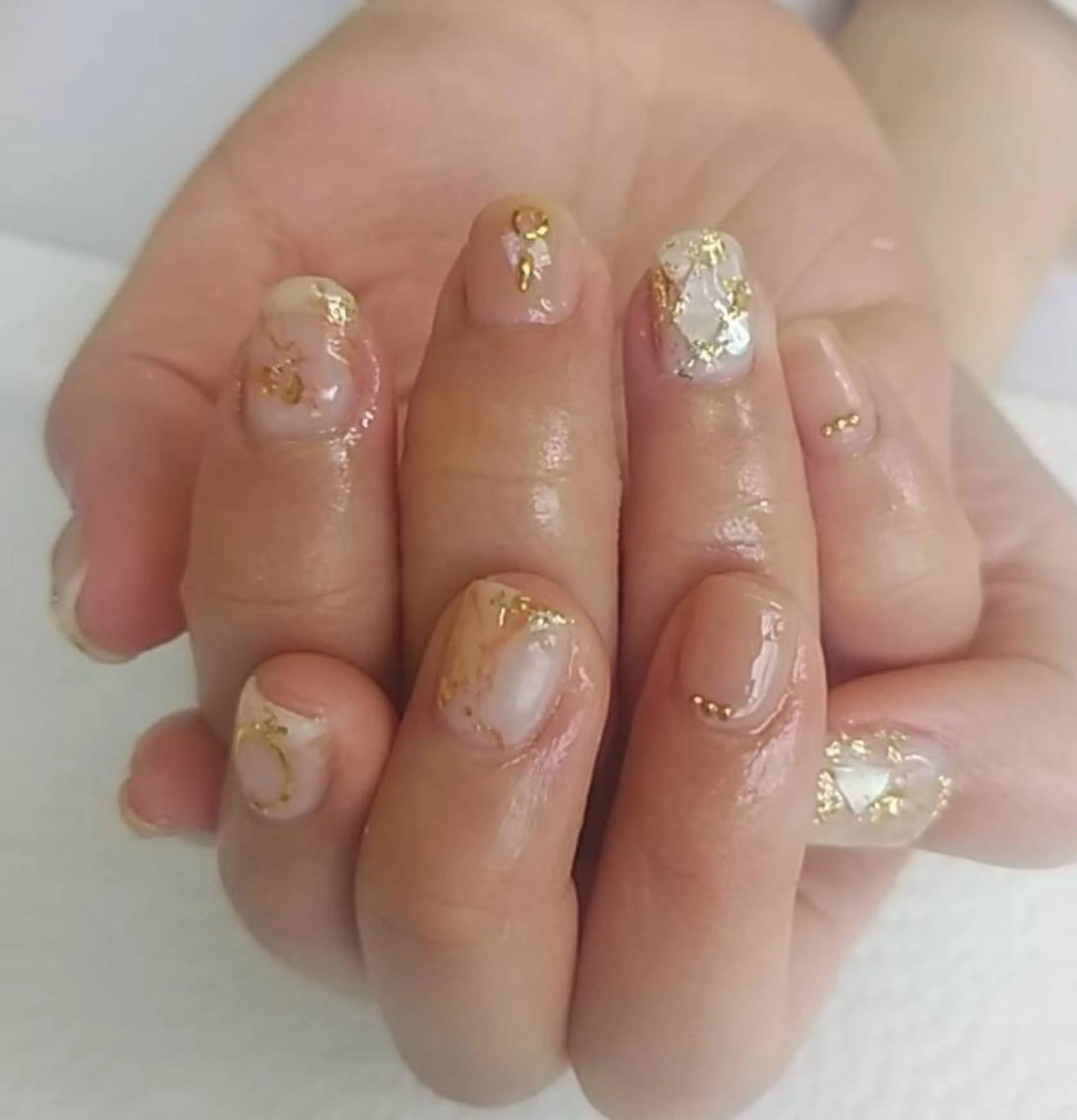 ネイル 持ち込み ハンドネイル ハンドケア プライベートサロン RosyLily所属・プライベートサロン Rosy Lilyのネイルデザイン