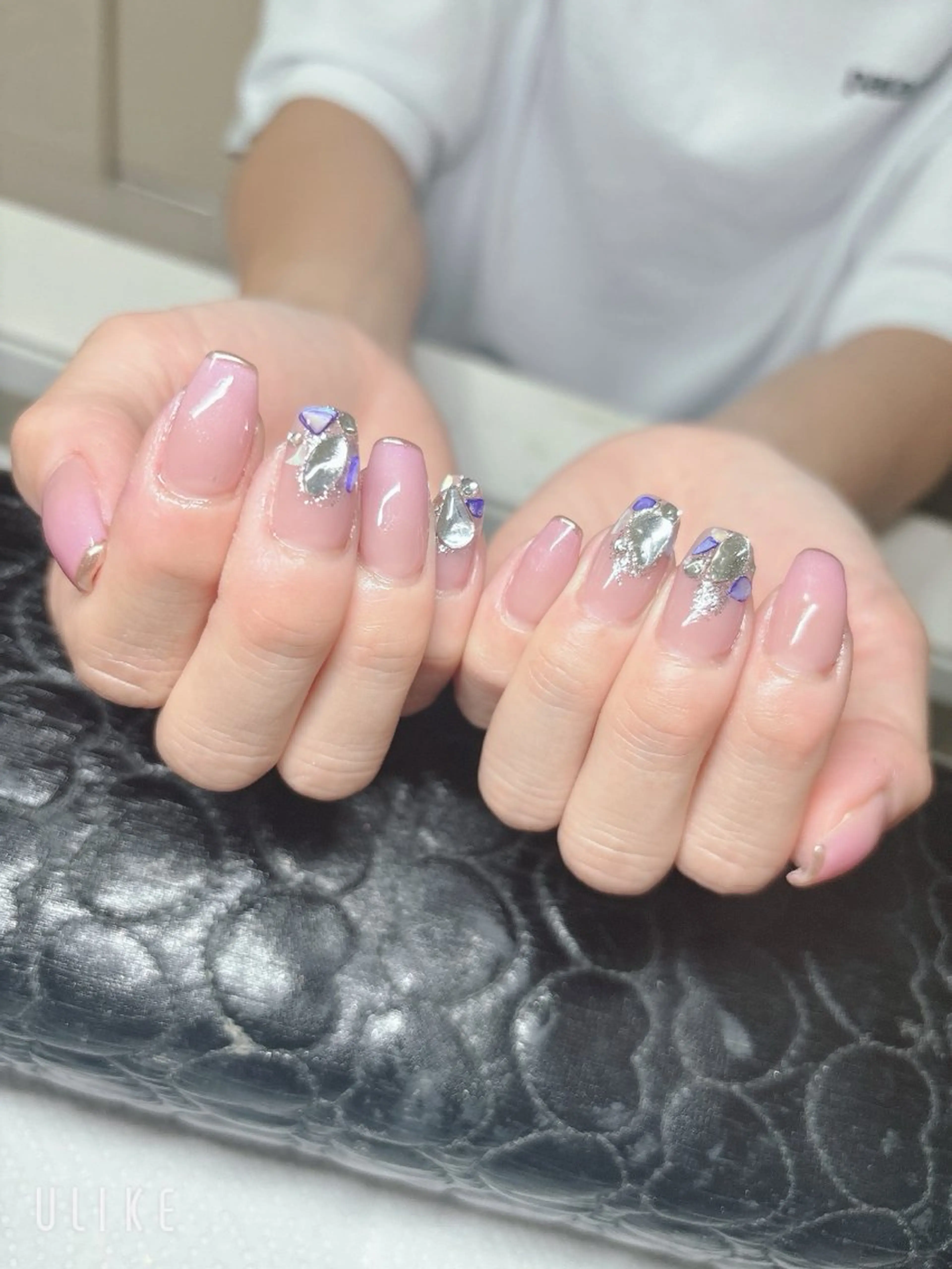 ネイル ハンドネイル 荒井 海輝のネイルデザイン