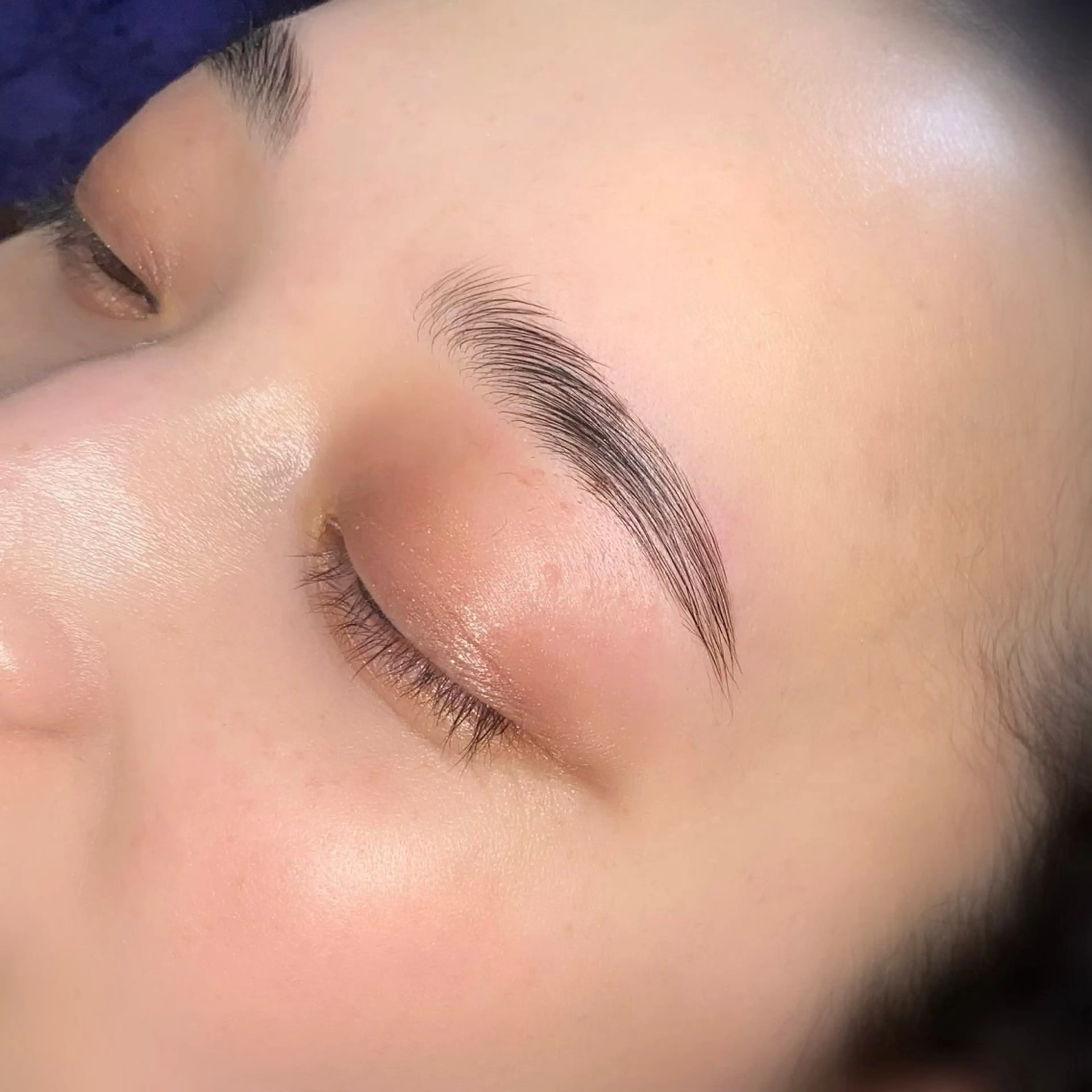 アイブロウ Morphome所属・【Morphome】 hinaのエステ・リラクイメージ