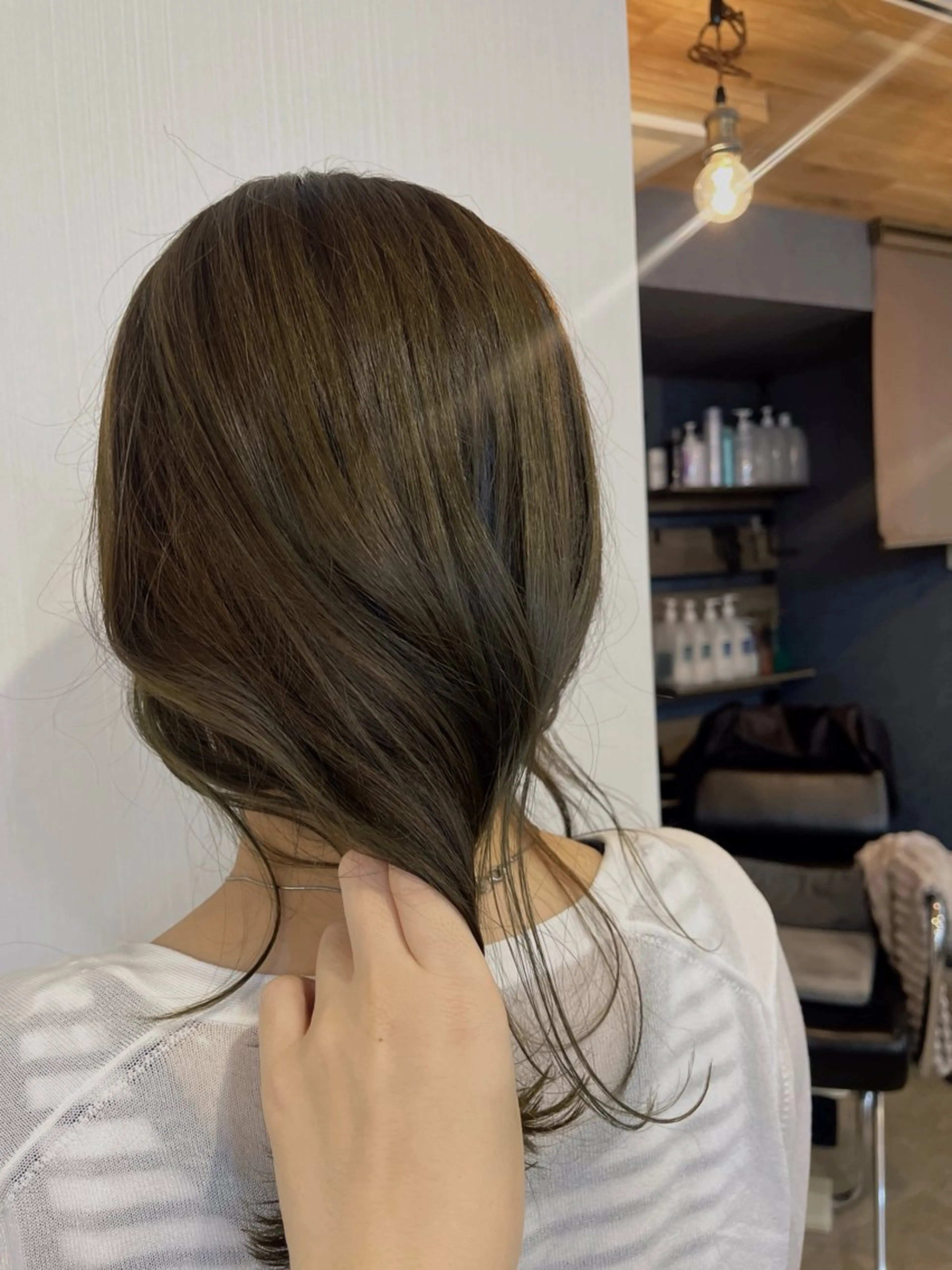 セミロング カラー ベージュカラー オリーブベージュ カット ヘアカラー トリートメント 下石怜子/レイヤー/ 透明感カラーのヘアスタイル