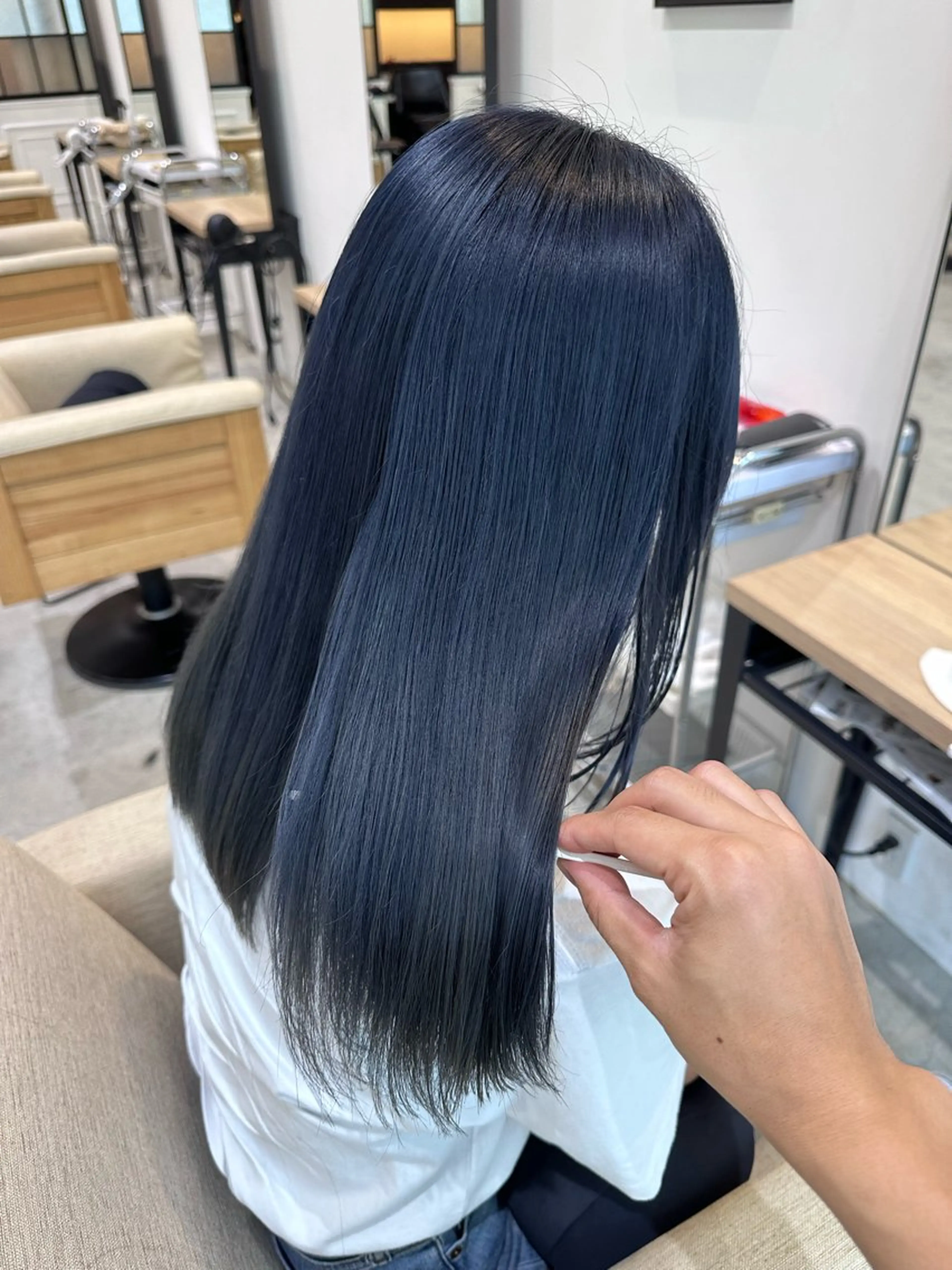 イルミナカラー➕髪質改善トリートメント(シャンプーブロー込み)の写真