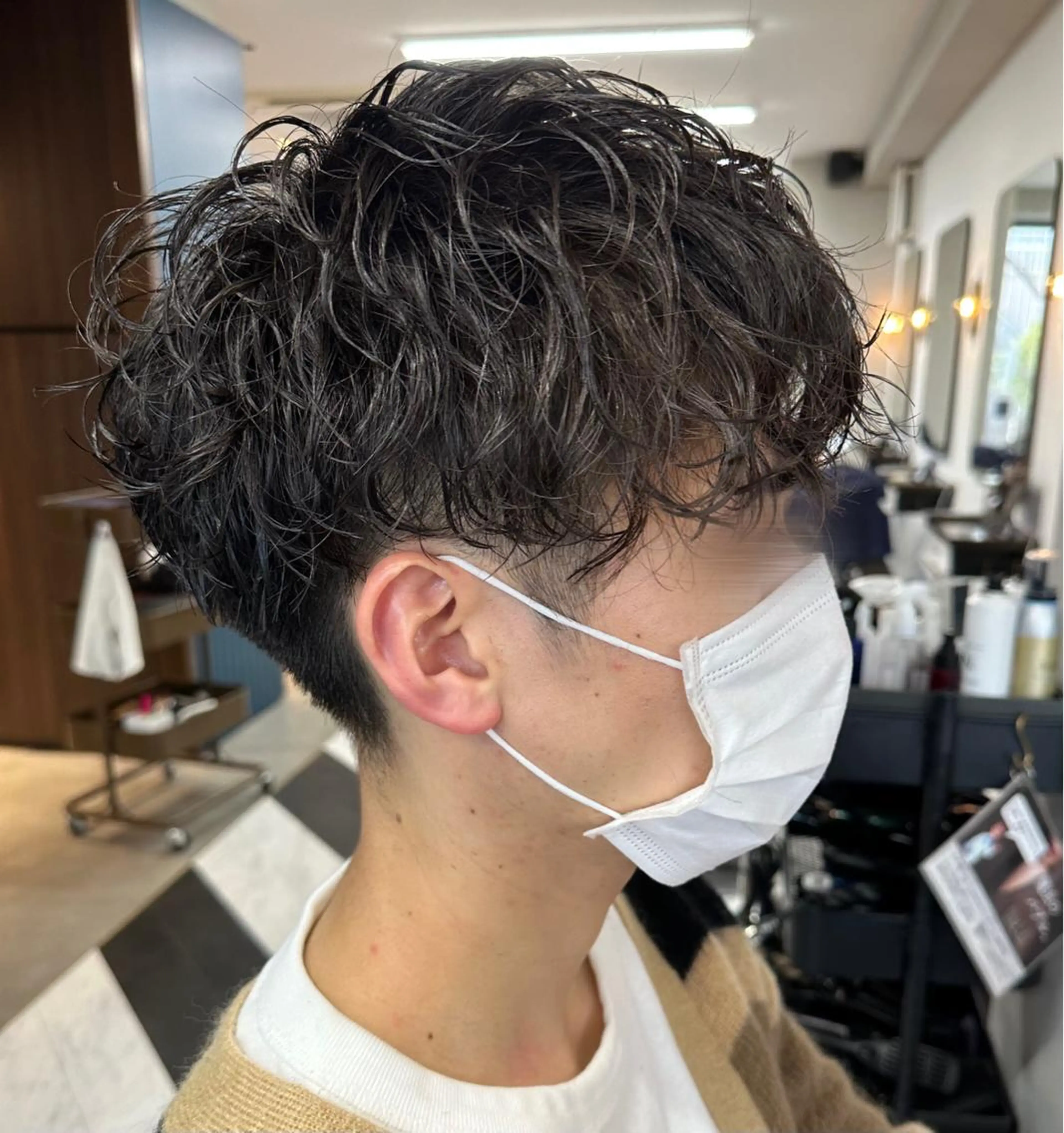 ショート パーマ メンズ 守屋 寿哉のヘアスタイル