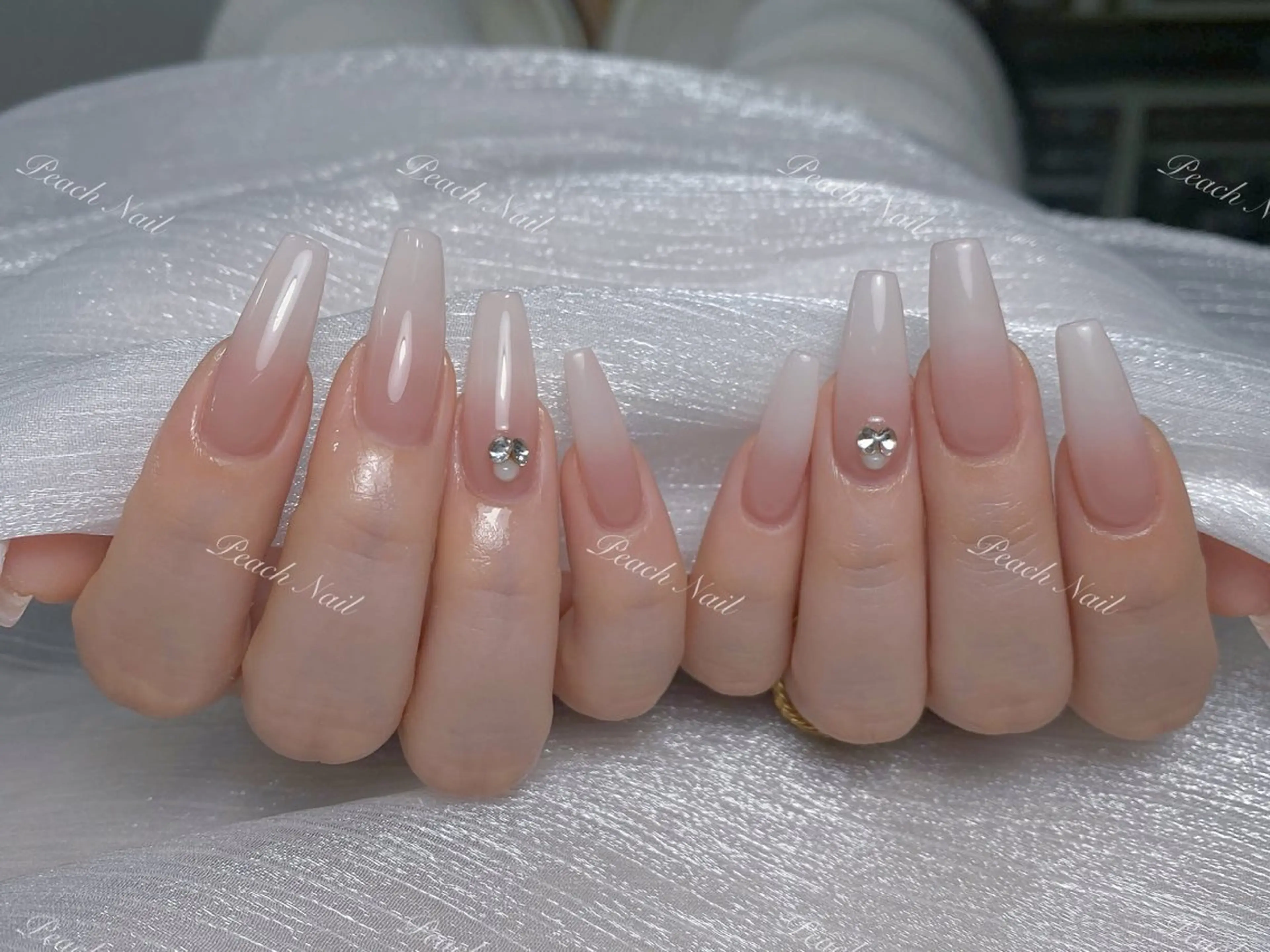 ミディアム PeachNail 大塚店のネイルデザイン