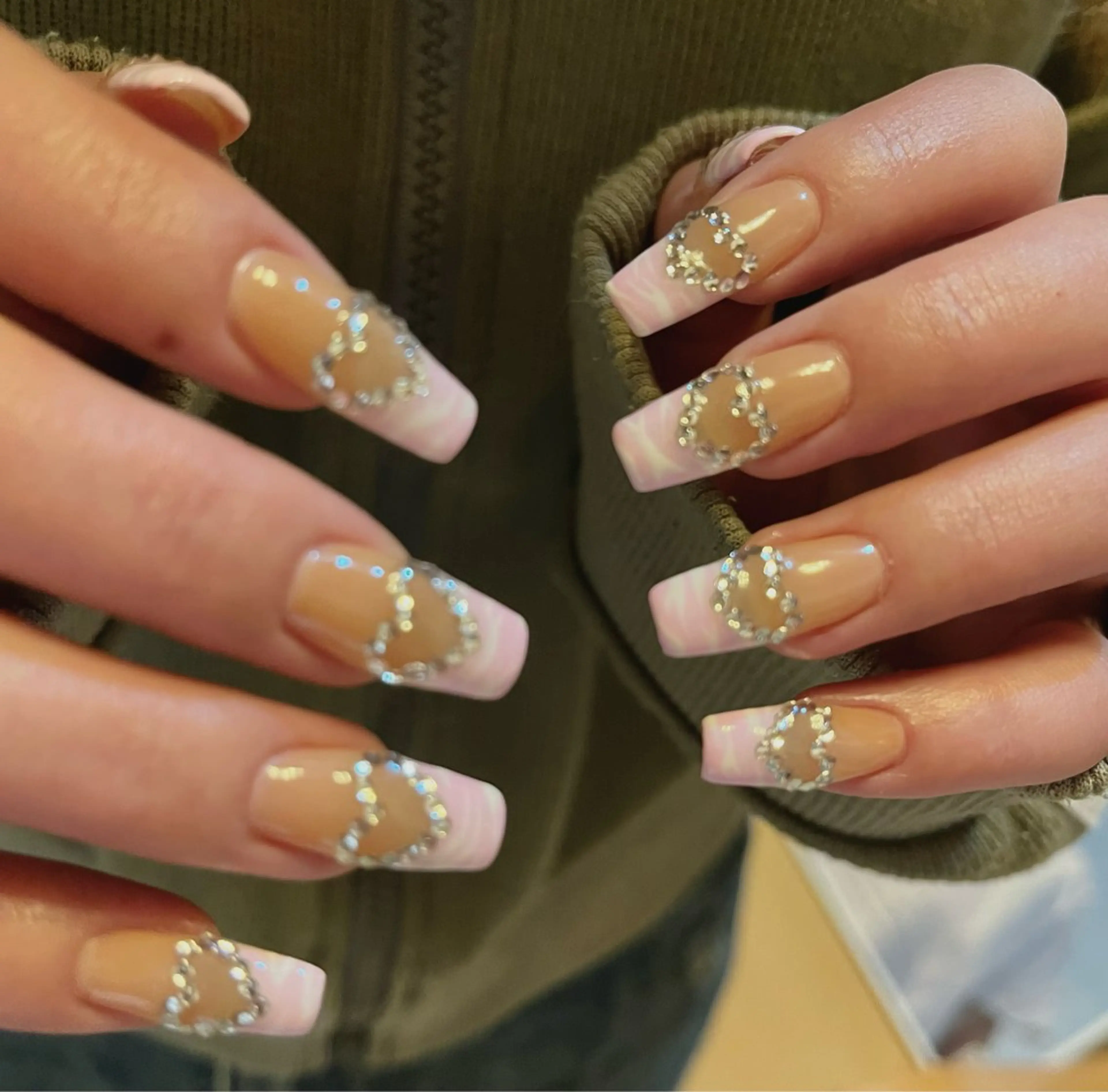 ネイル aiu  ｱｲﾕｰ ちひろのネイルデザイン