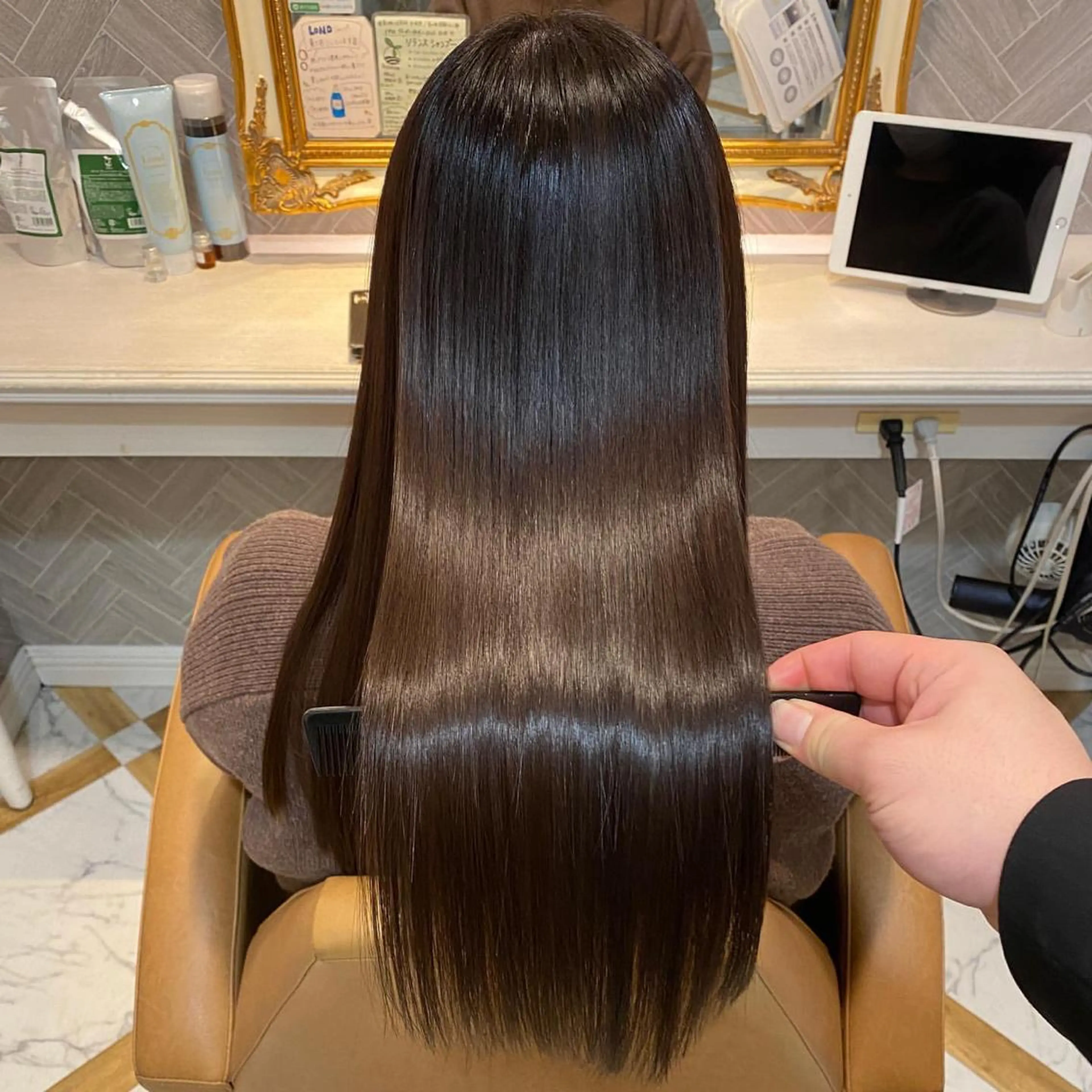 セミロング 縮毛矯正 カット 縮毛矯正 トリートメント ヘアセット 艶透明感カラー/ 髪質改善/三ツ木一生のヘアスタイル