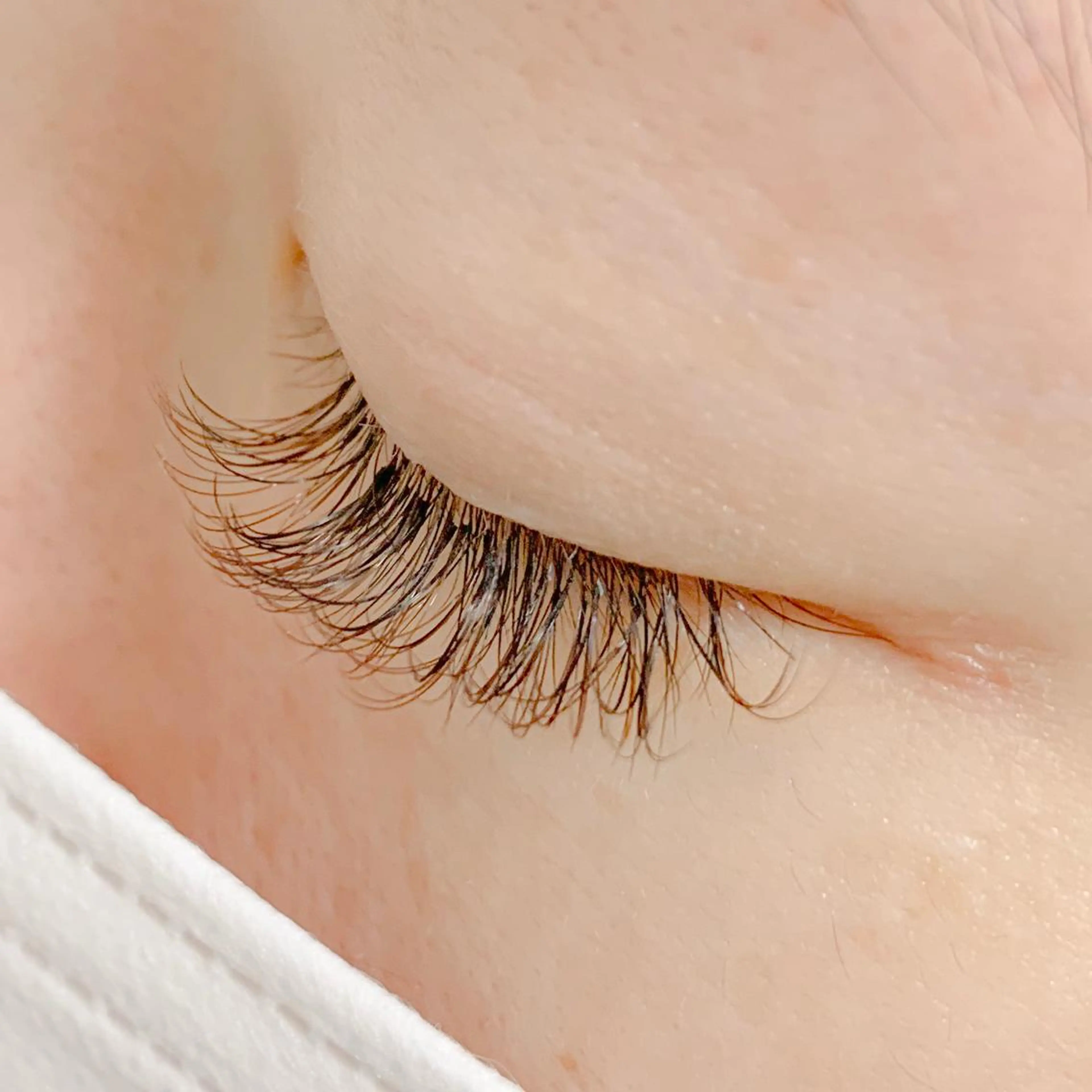 マツエク・マツパ バインドロック W aikoの眉毛・アイブロウイメージ