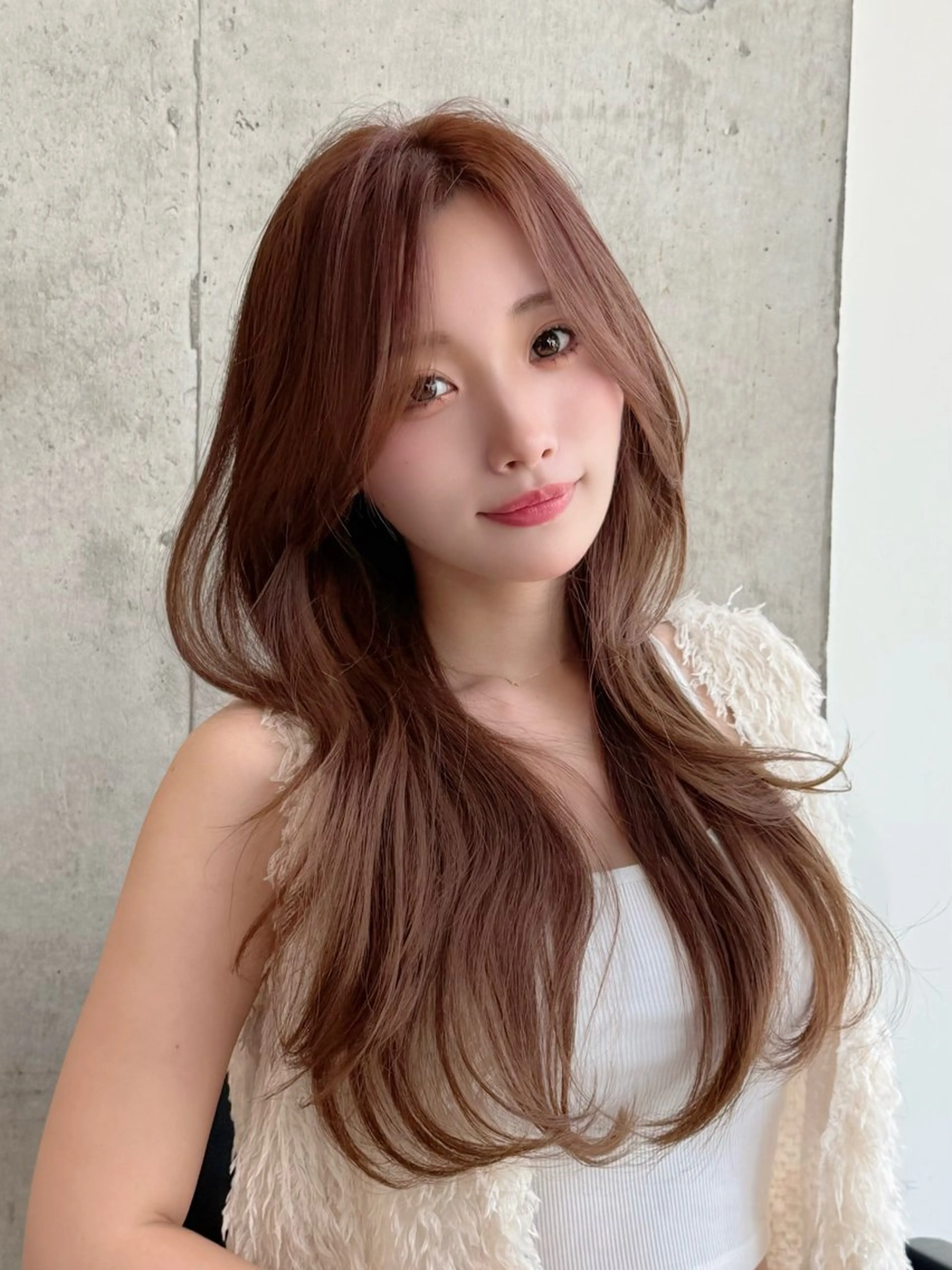 セミロング レイヤーカット カット ヘアカラー KURO/韓国ヘア /レイヤーカットのヘアスタイル