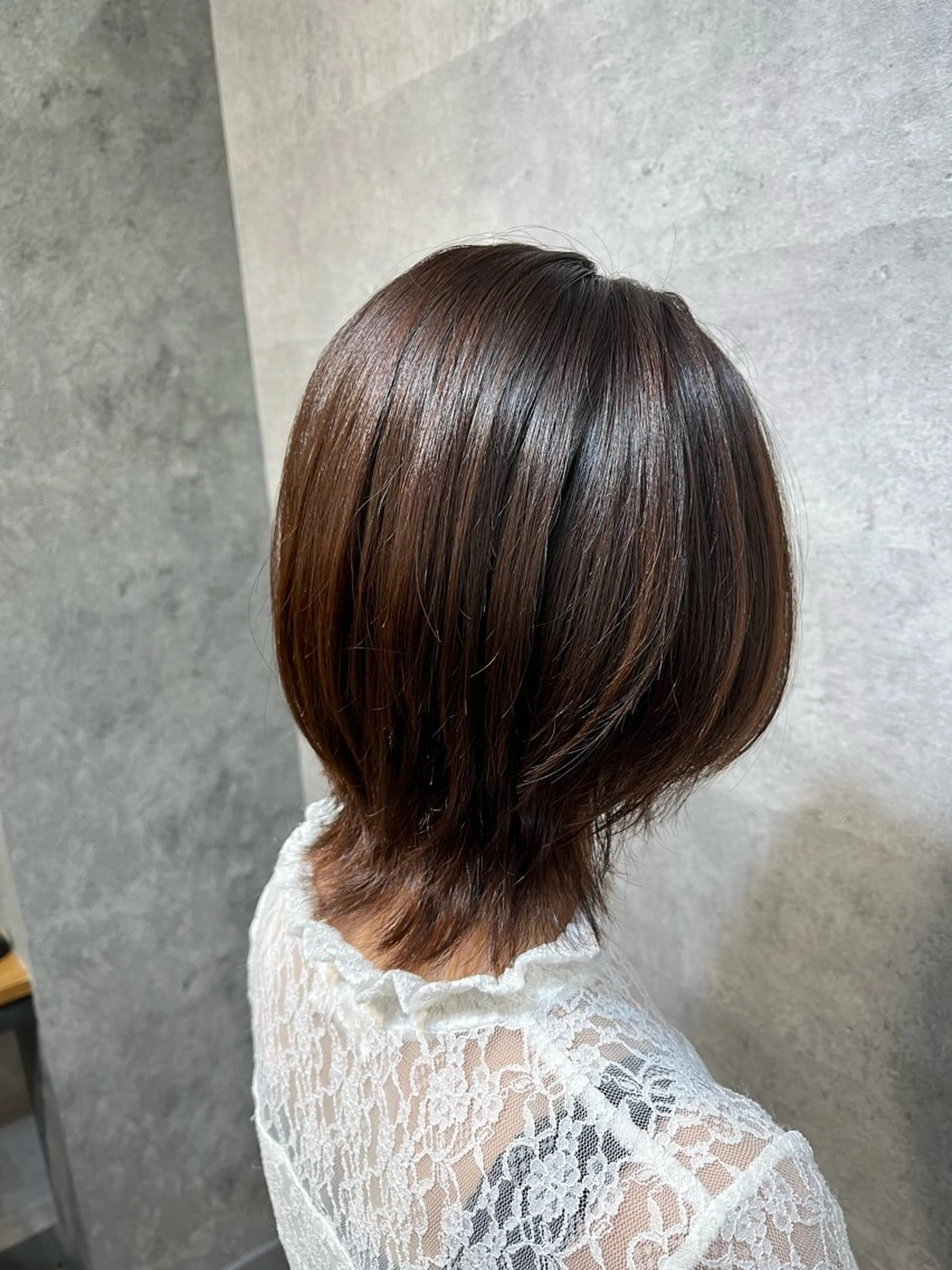 ミディアム 山本 咲貴のヘアスタイル