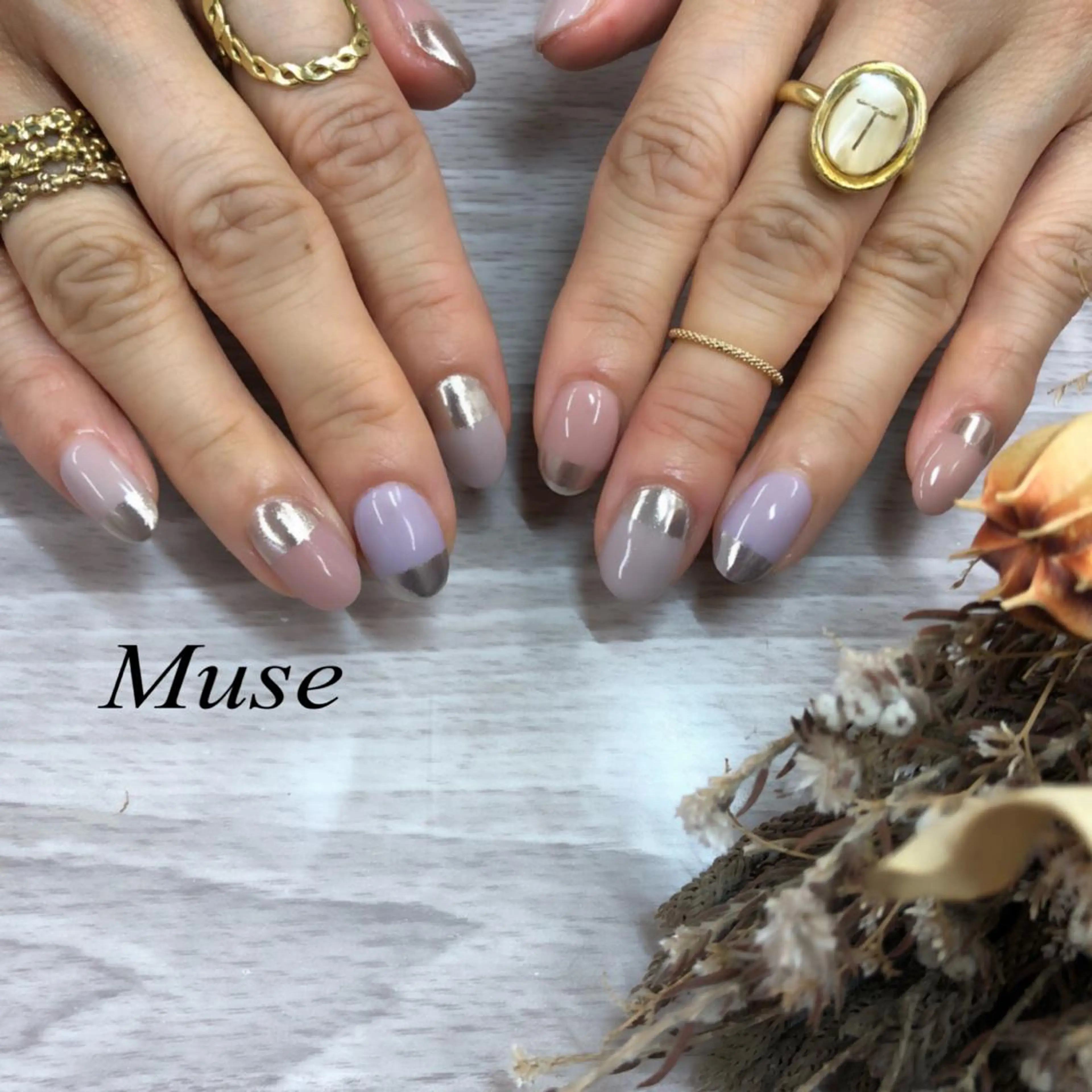 ネイル ミラーネイル ハンドネイル Nail salon Museのネイルデザイン