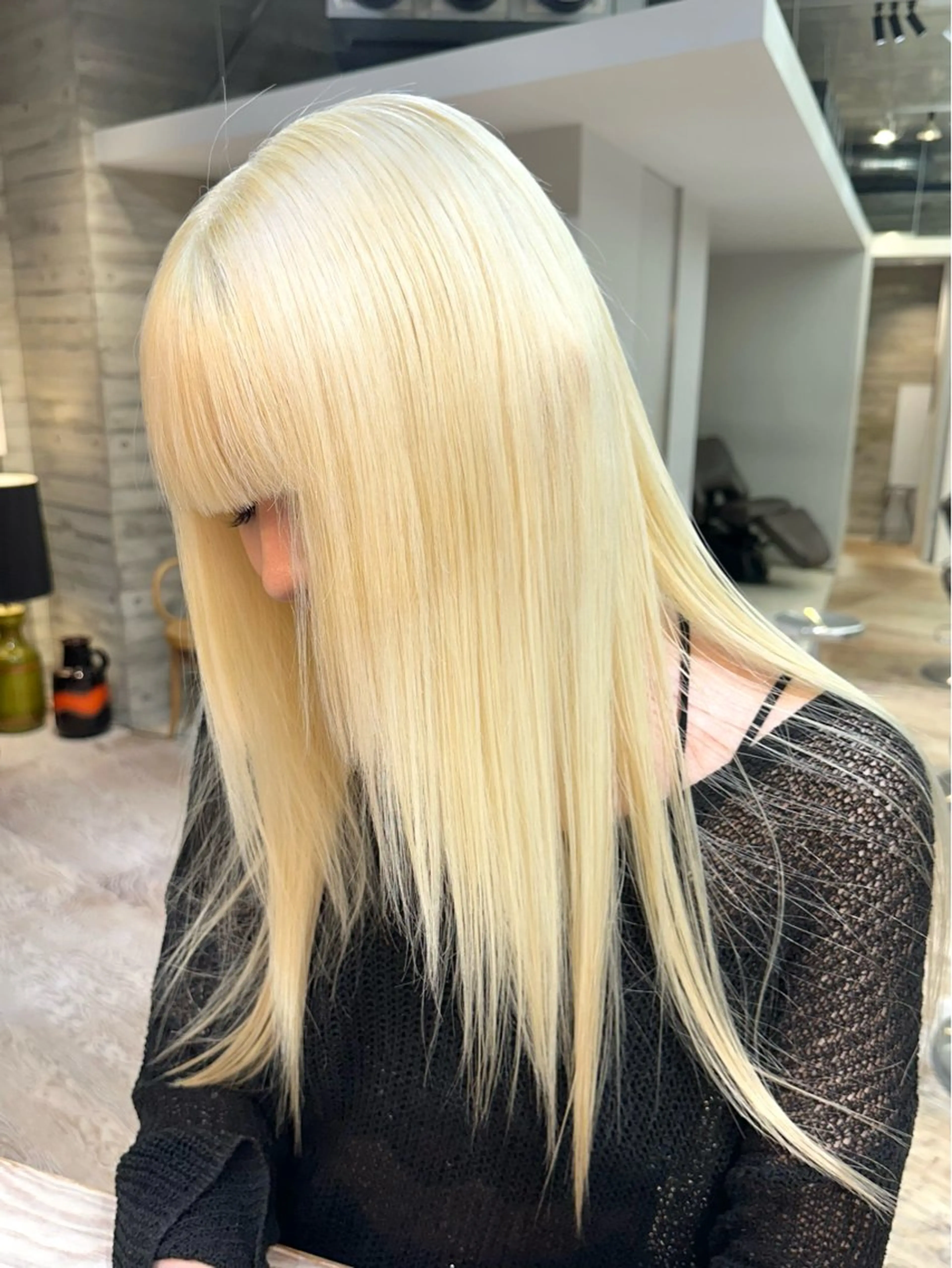 ロング ヘアカラー トリートメント 抜きっぱなしブロンド ササキカズマのヘアスタイル