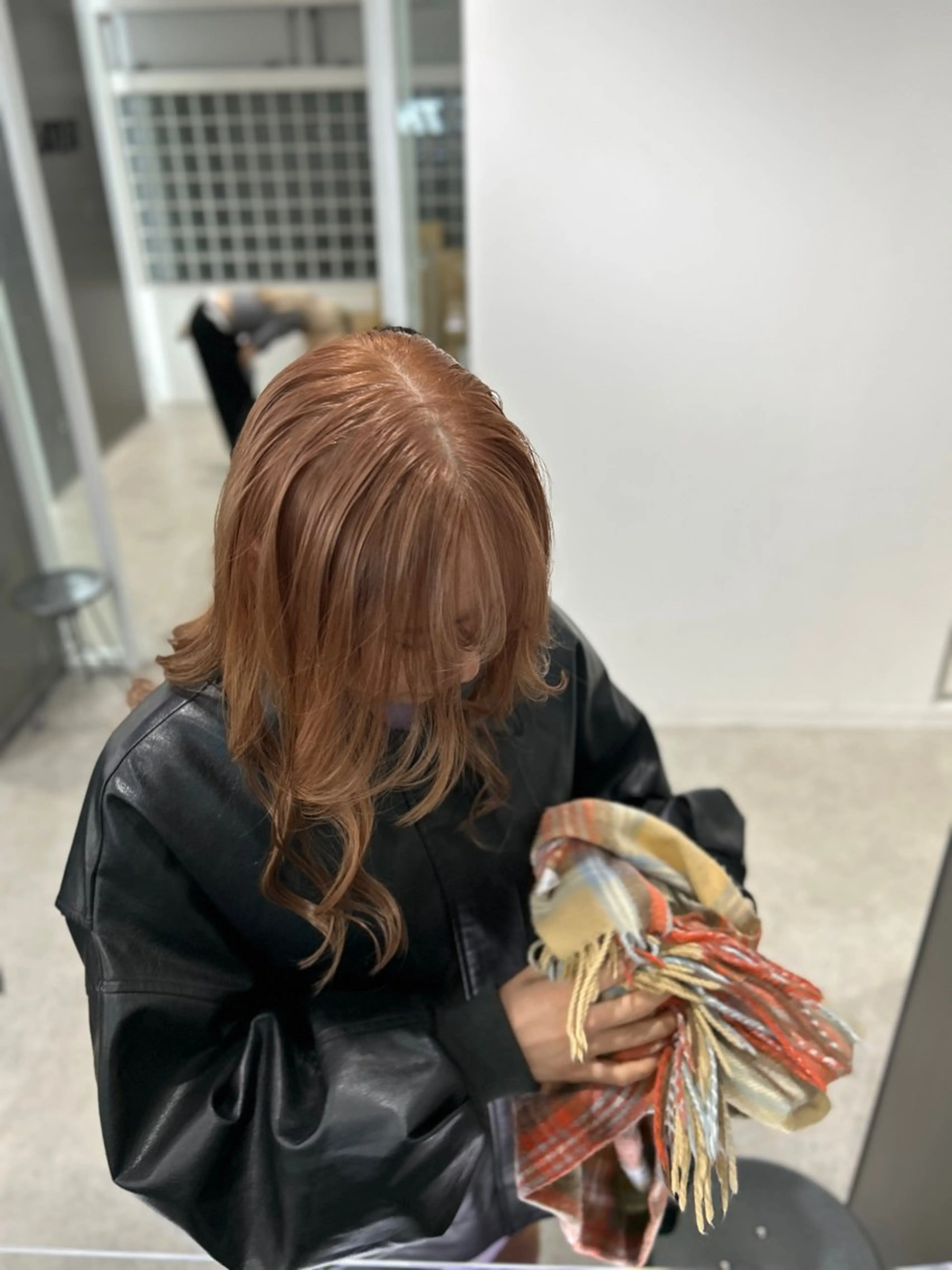 セミロング カラー ヘアカラー トリートメント ヘッドスパ うる艶ハイトーン/ ベージュ/りくと🦔のヘアスタイル