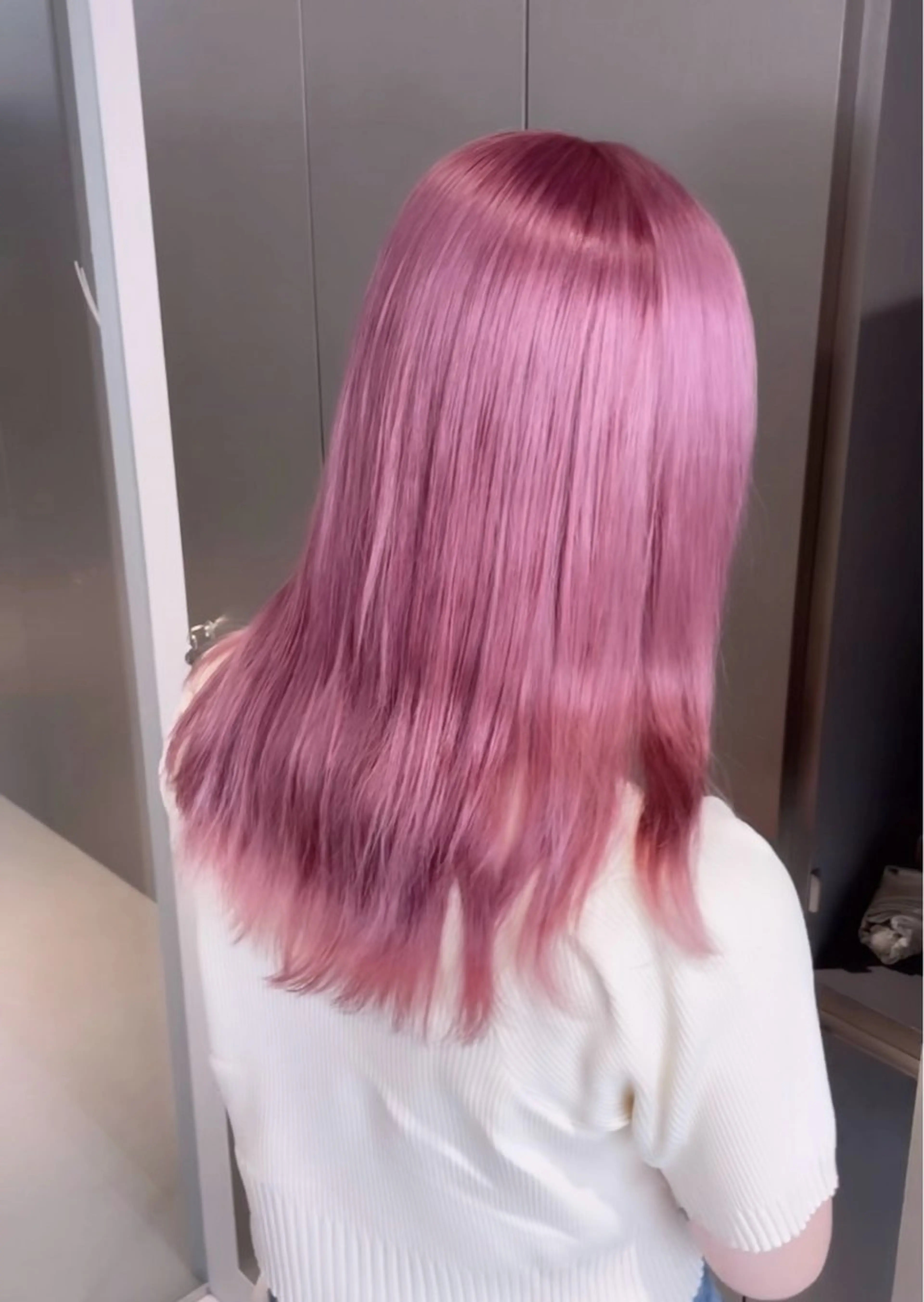 セミロング カラー ピンクカラー Lei所属・黒田 優里 🎀🫧のヘアスタイル