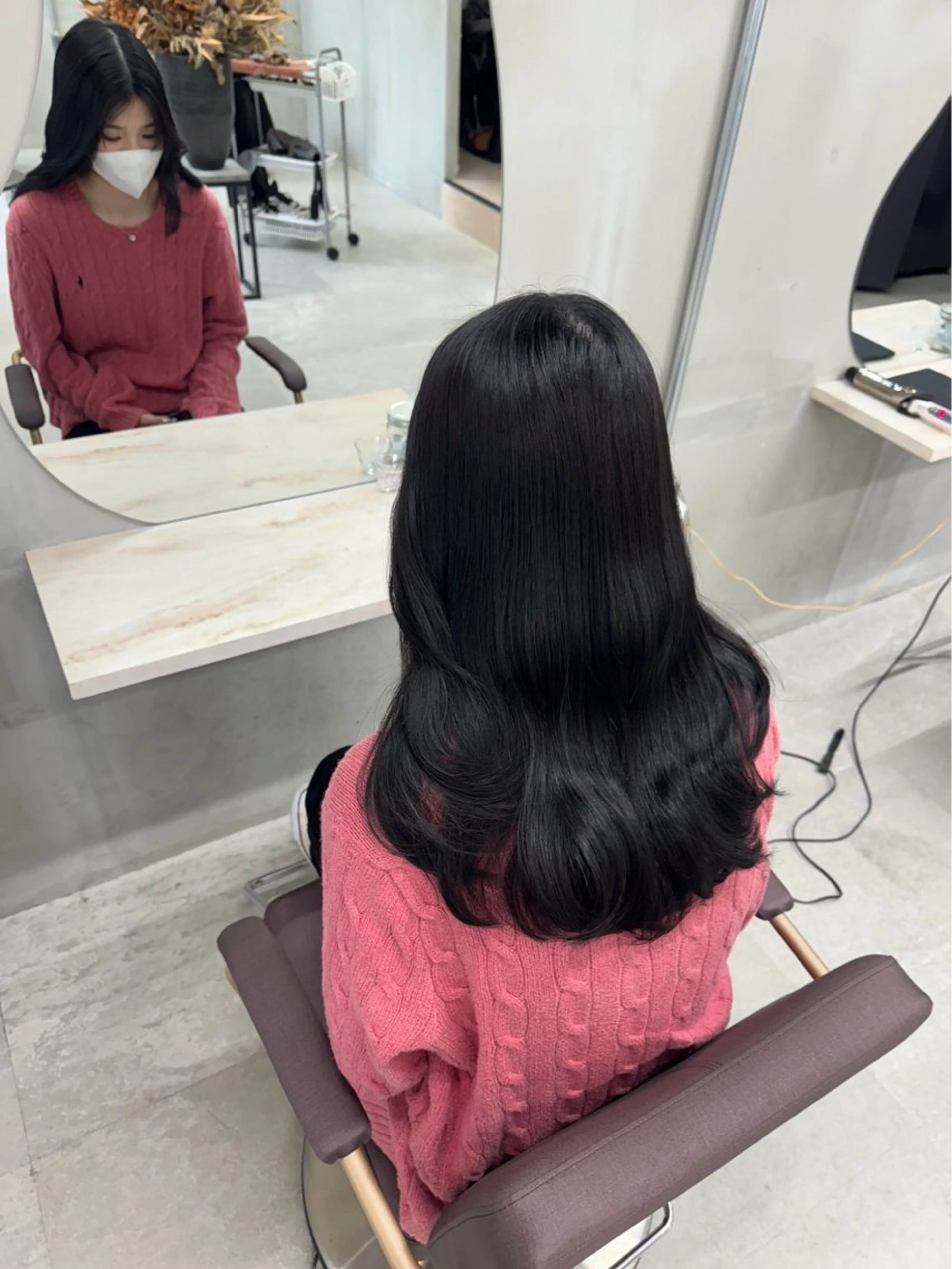 セミロング カラー Pinq  by angelica 瓢箪山店所属・治川 みちるのヘアスタイル