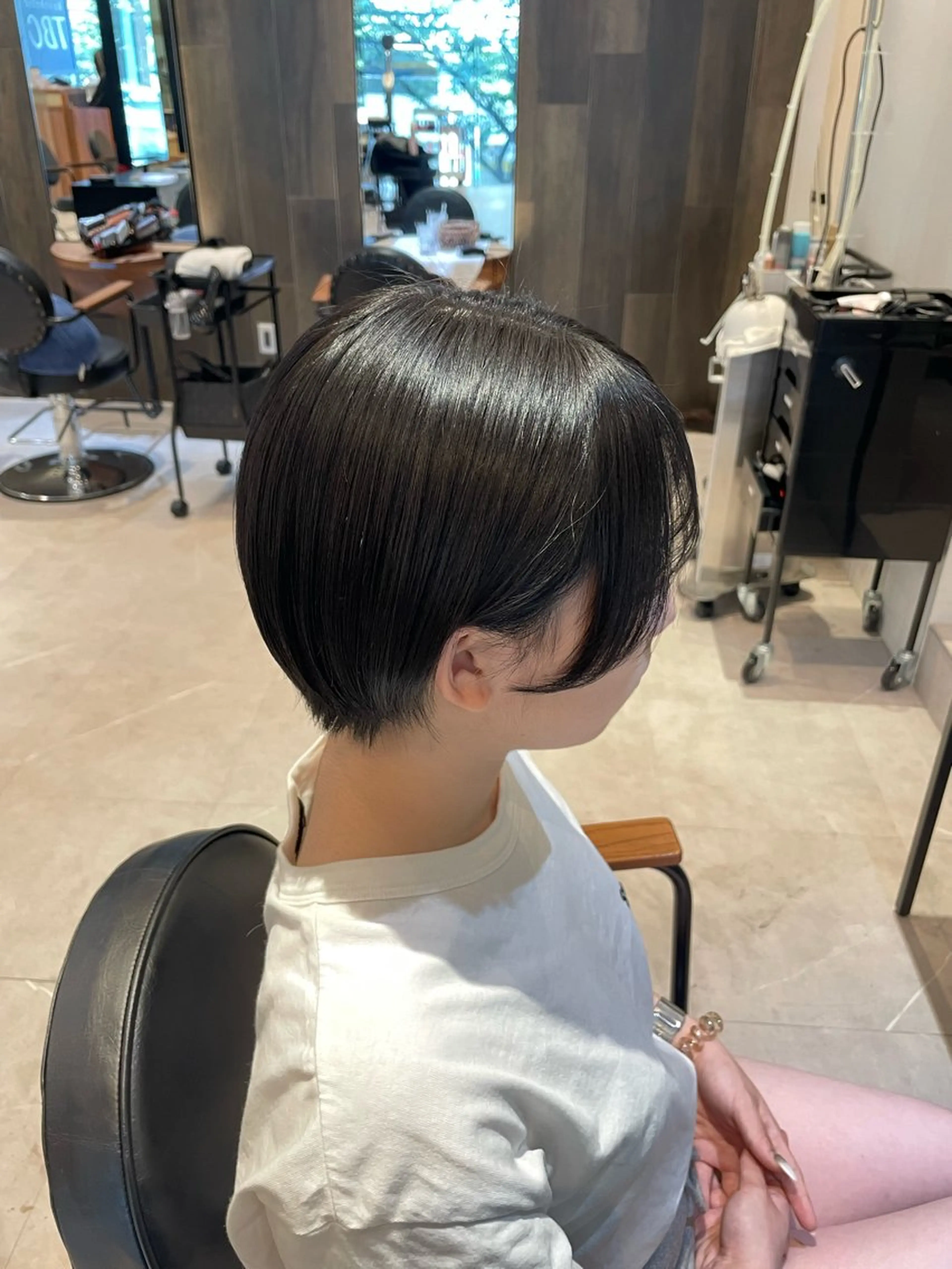 ショート カラー 黒髪 ナチュラルブラック 透明感カラー🫧/ 髪質お悩み改善/みゆのヘアスタイル