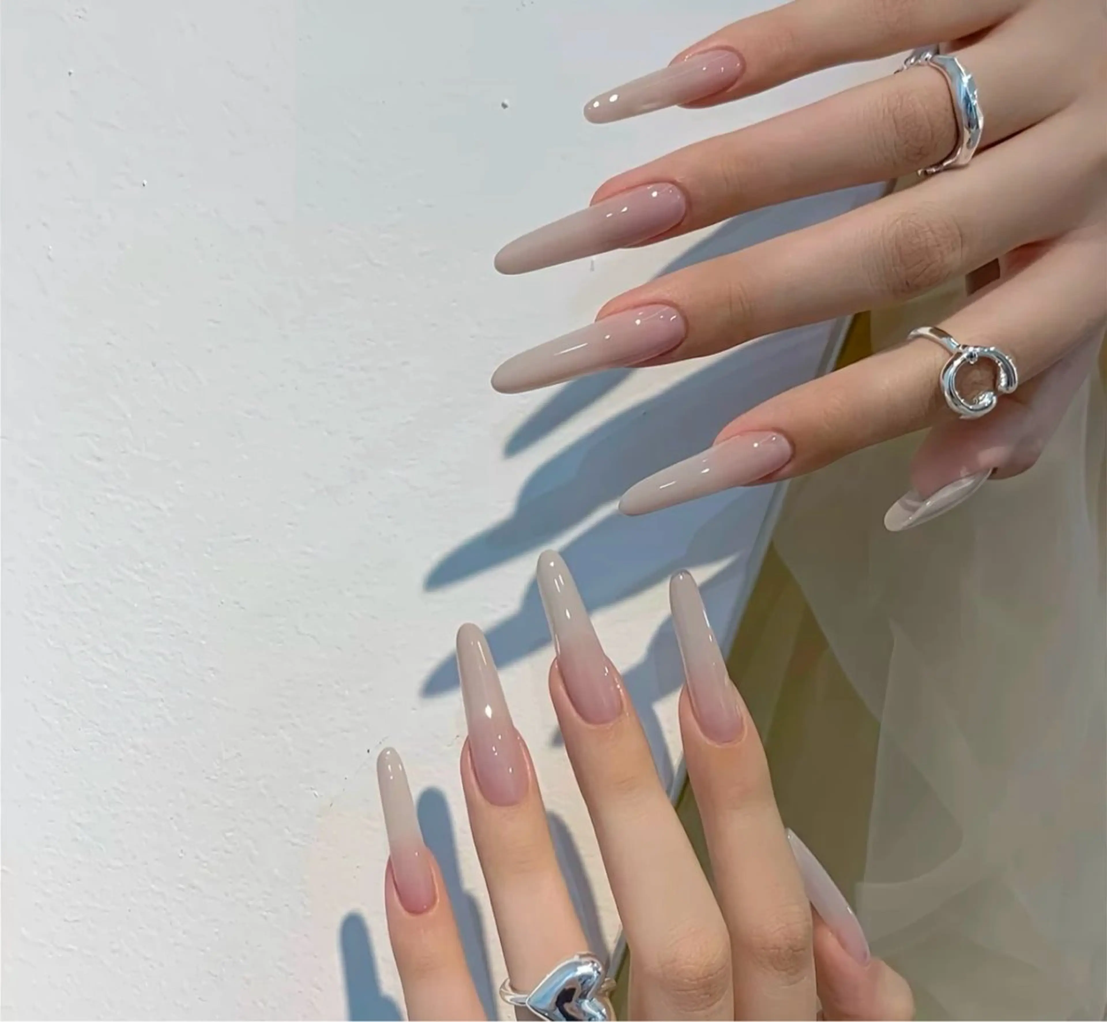 ロング めぐみのネイルサロン 惠のネイルデザイン