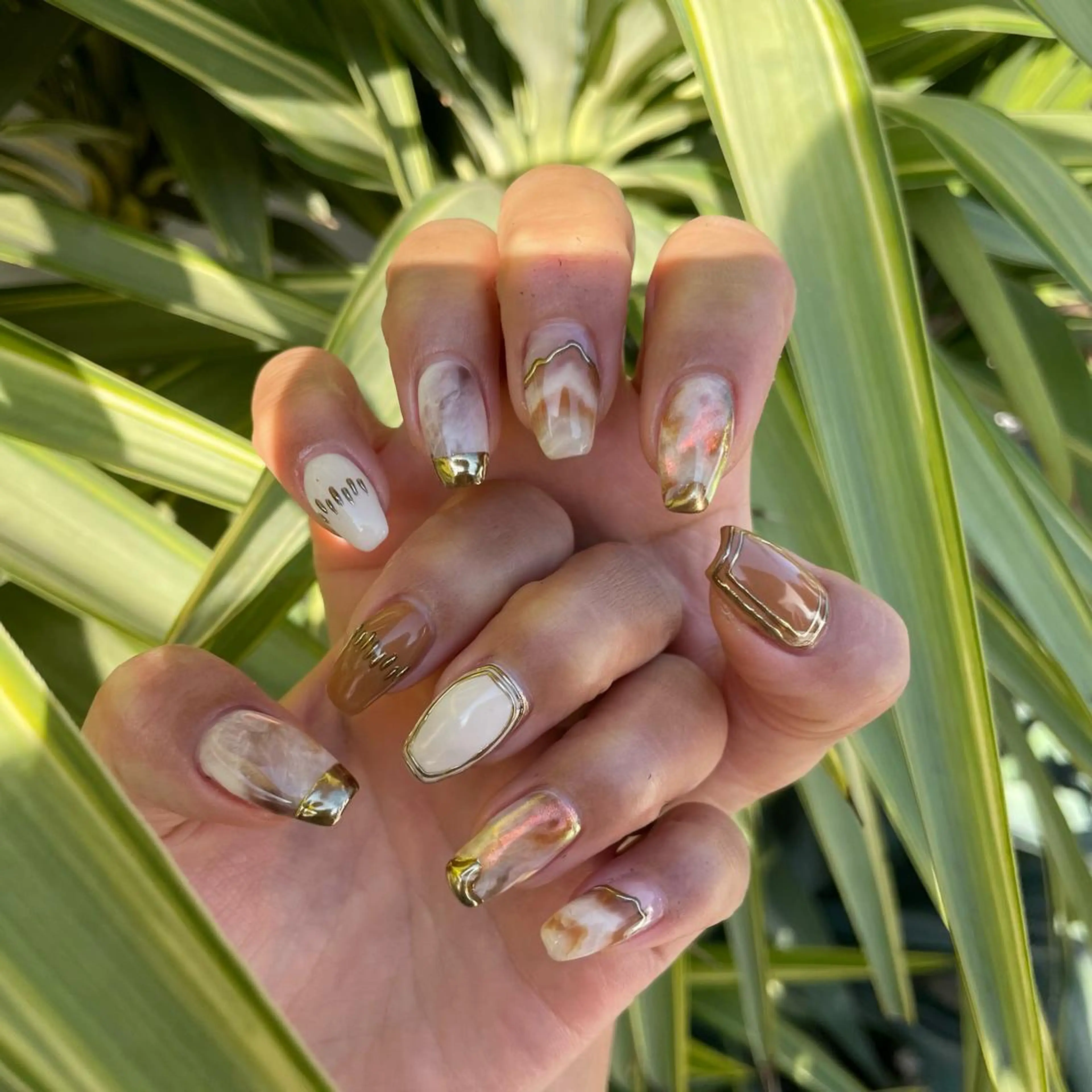 ネイル es nailのネイルデザイン