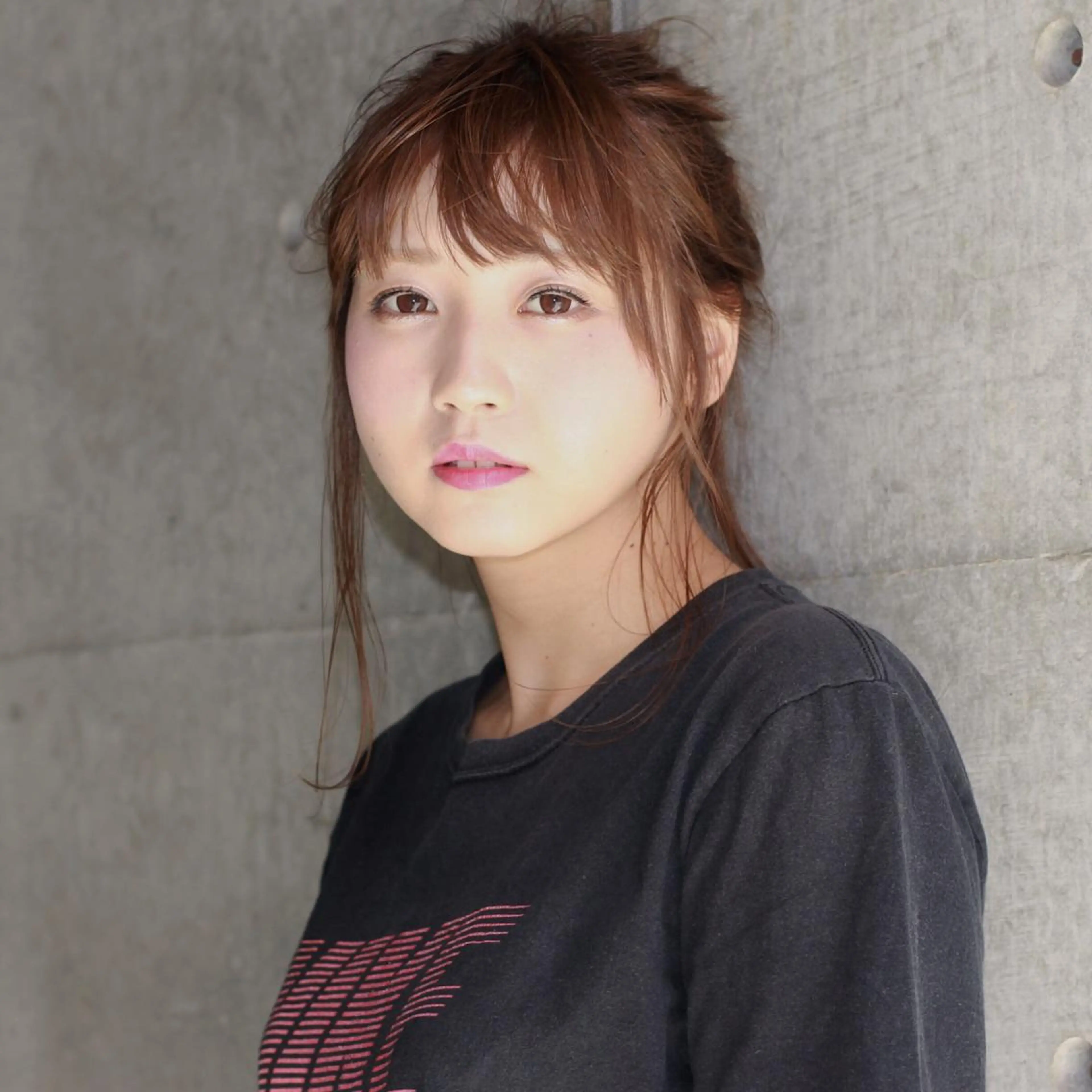 セミロング カラー ヘアアレンジ お団子ヘア 薬院:今泉/上川美幸 大人ヘア/暗髪カラーのヘアスタイル