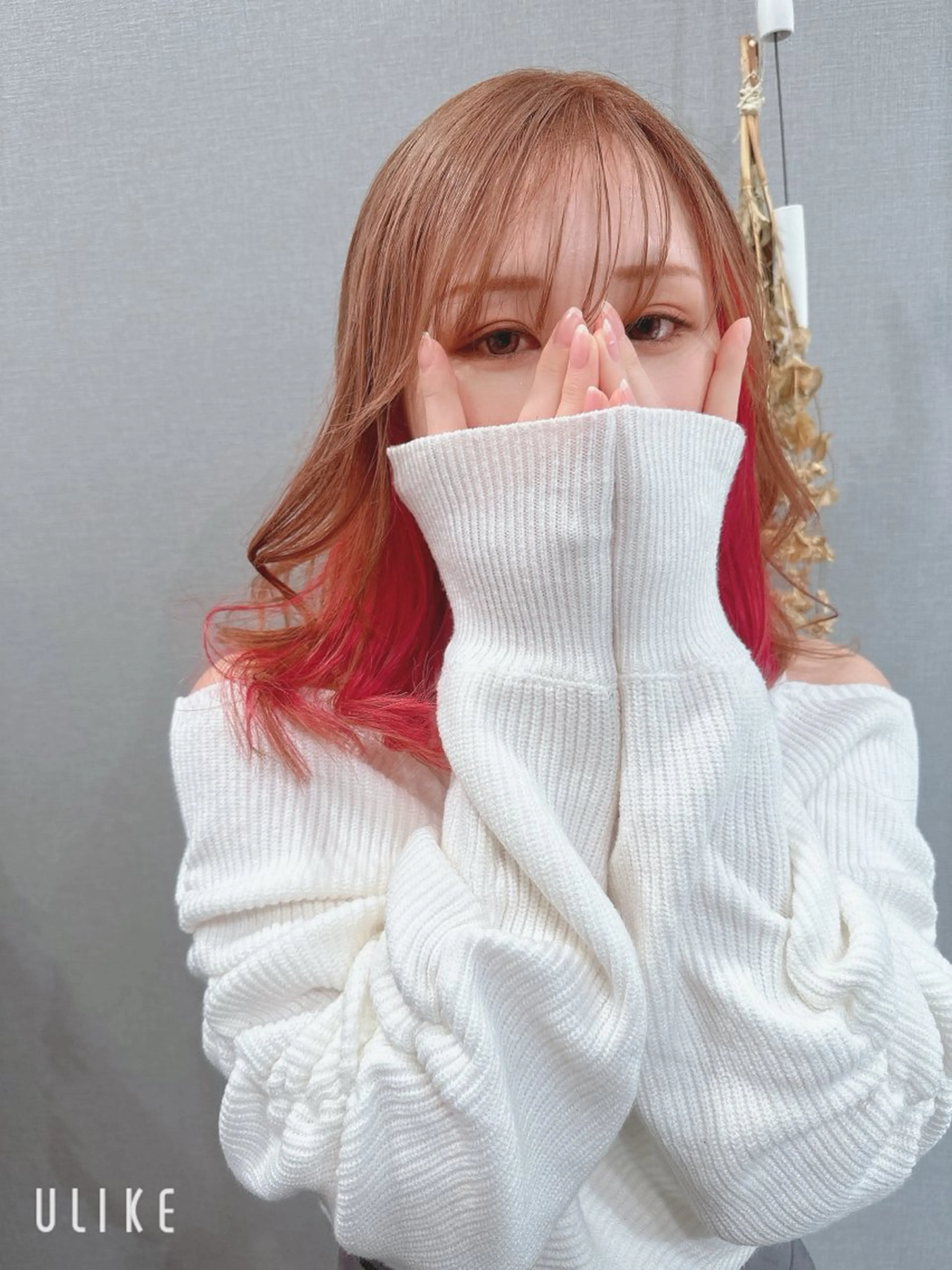 セミロング カラー ブリーチ インナーカラー カット ヘアカラー トリートメント K Harukaのヘアスタイル