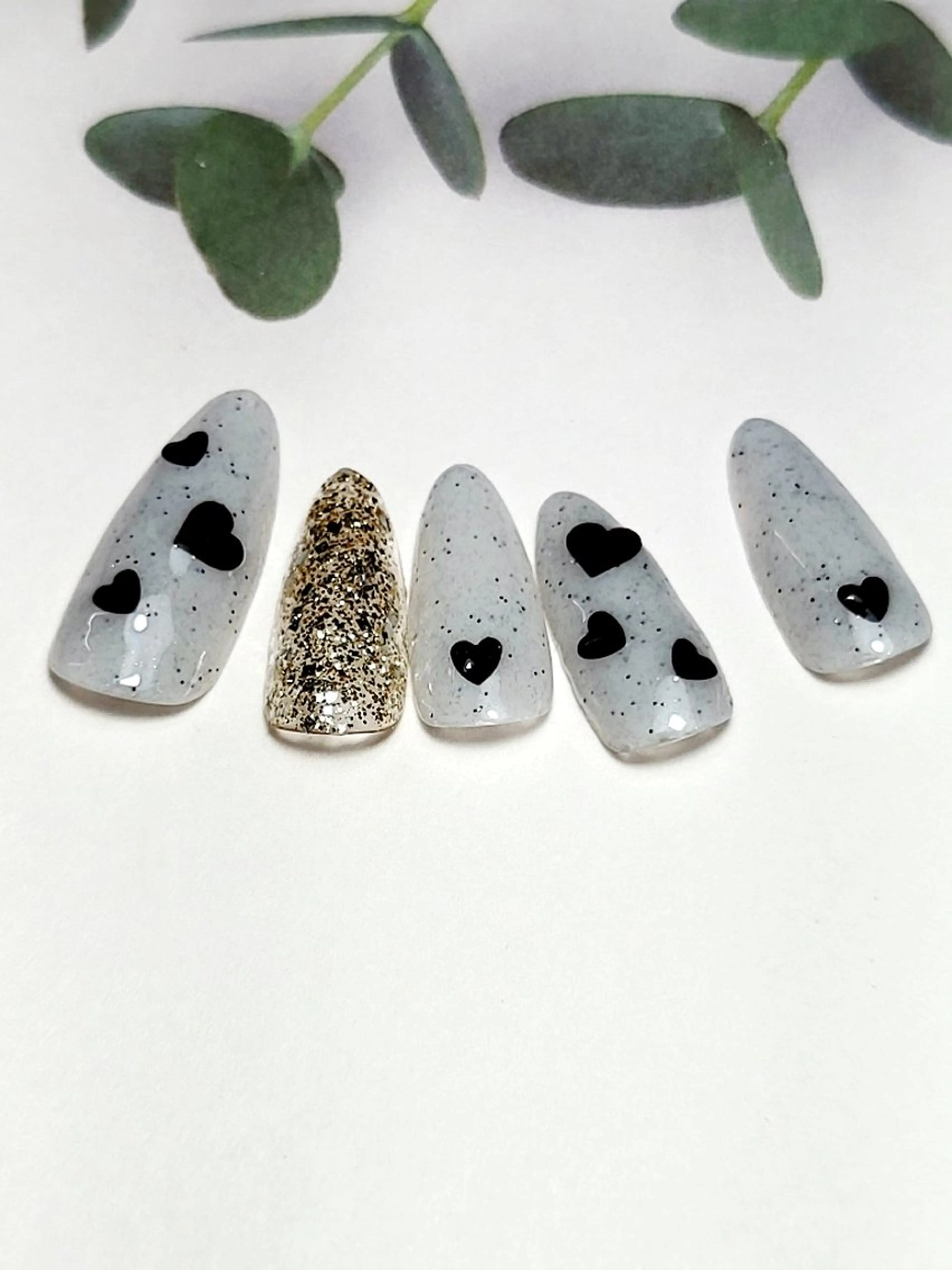 ネイル 矢野 美希のネイルデザイン