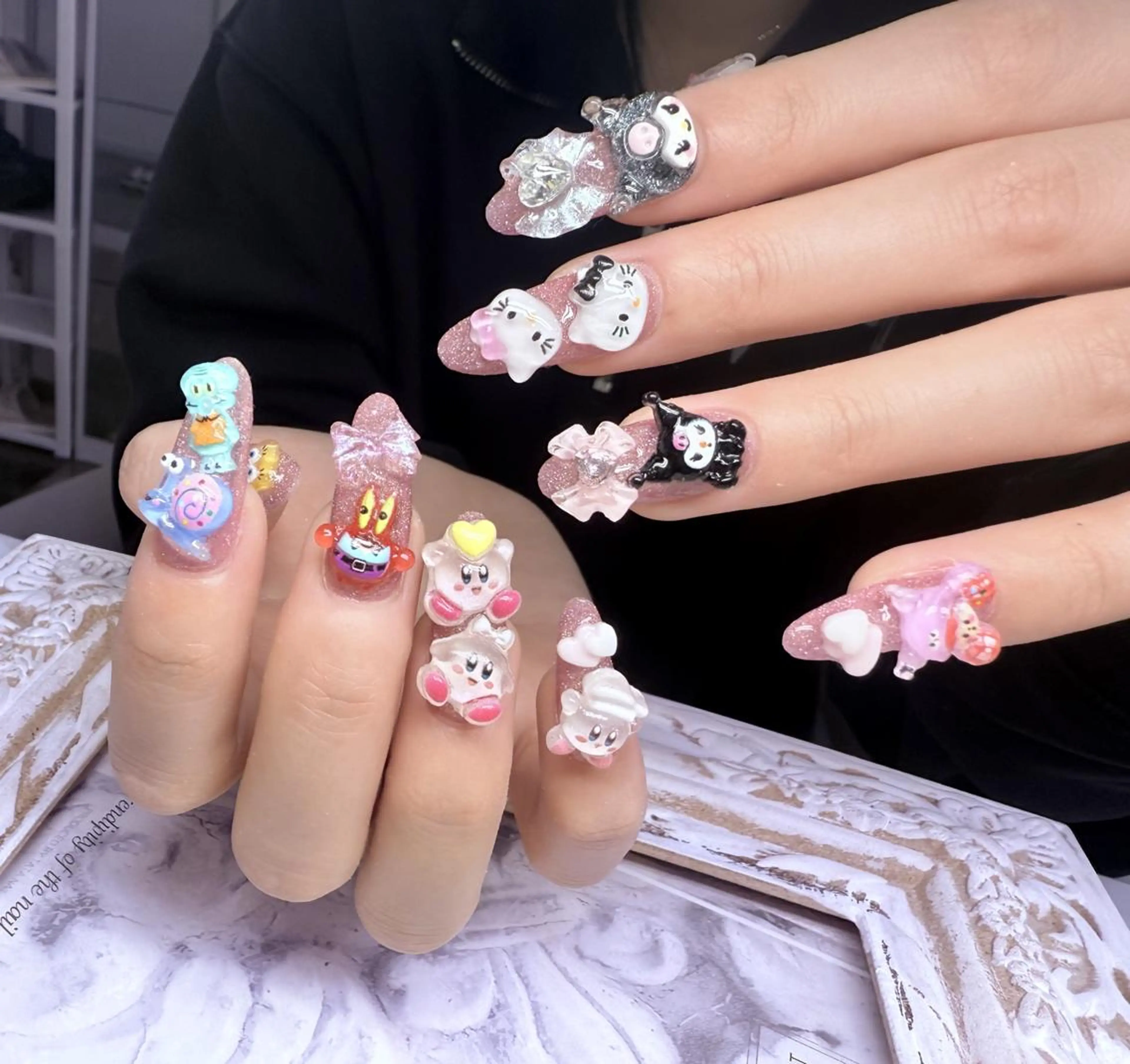 ネイル ハンドネイル ハンドケア AB マツエクネイルサロンのネイルデザイン