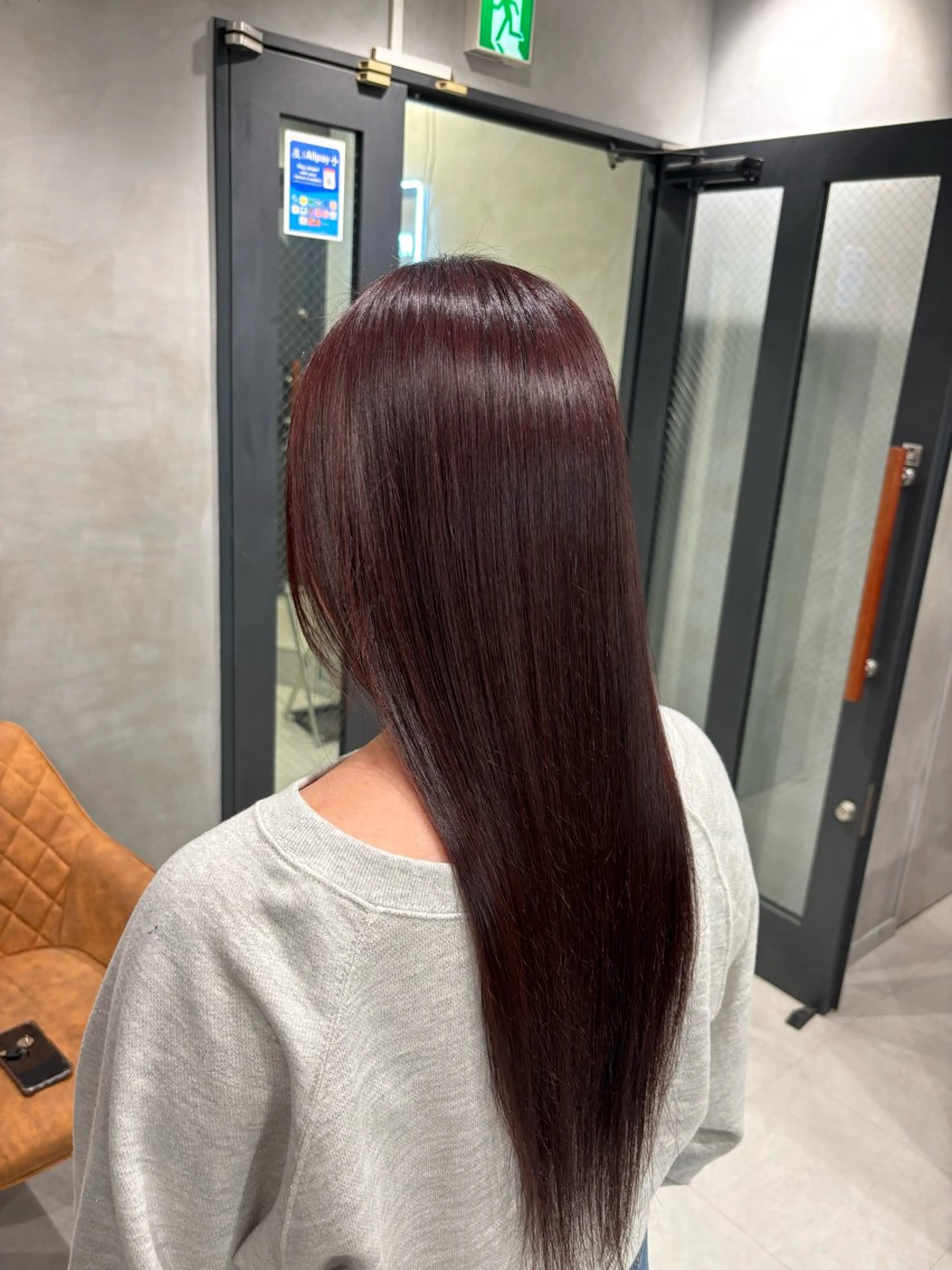 ロング カラー カシス 似合わせカット ヘアカラー トリートメント うる艶カラー✨️ 耳ツボ💠mamiのヘアスタイル
