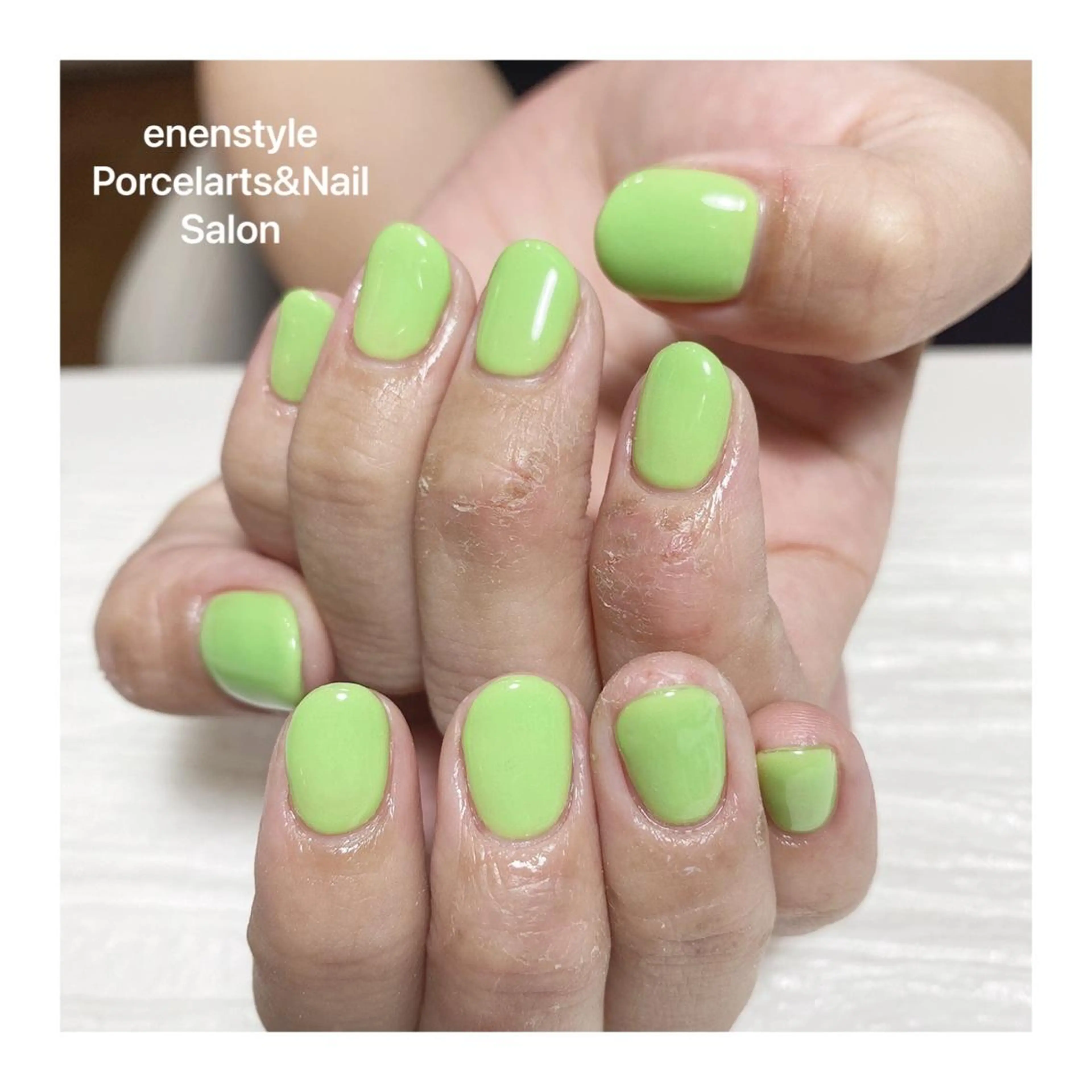 ショート ネイル 👑enen style👑のネイルデザイン