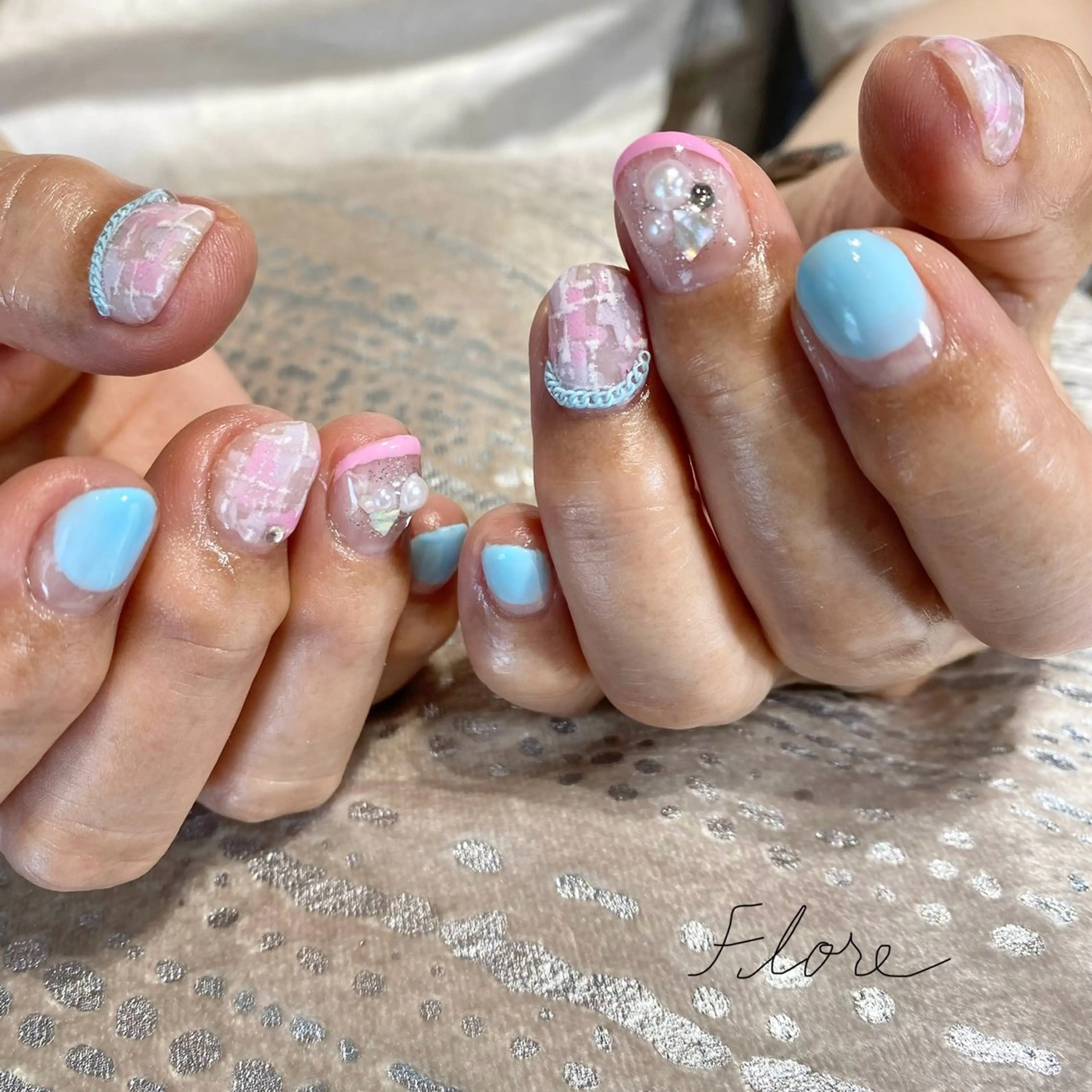 ネイル Flore (フロール)の眉毛・アイブロウイメージ