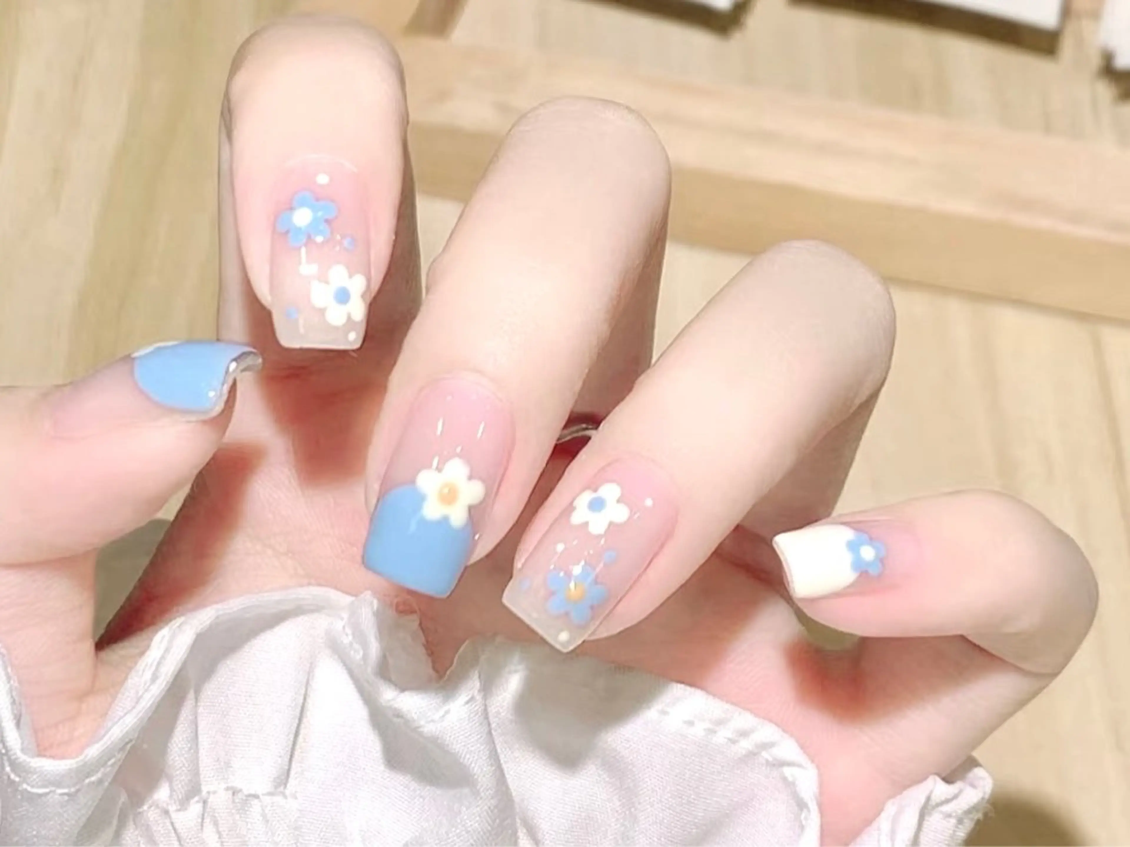 ネイル ハンドネイル ハンドケア DarkHoney 池袋店のネイルデザイン