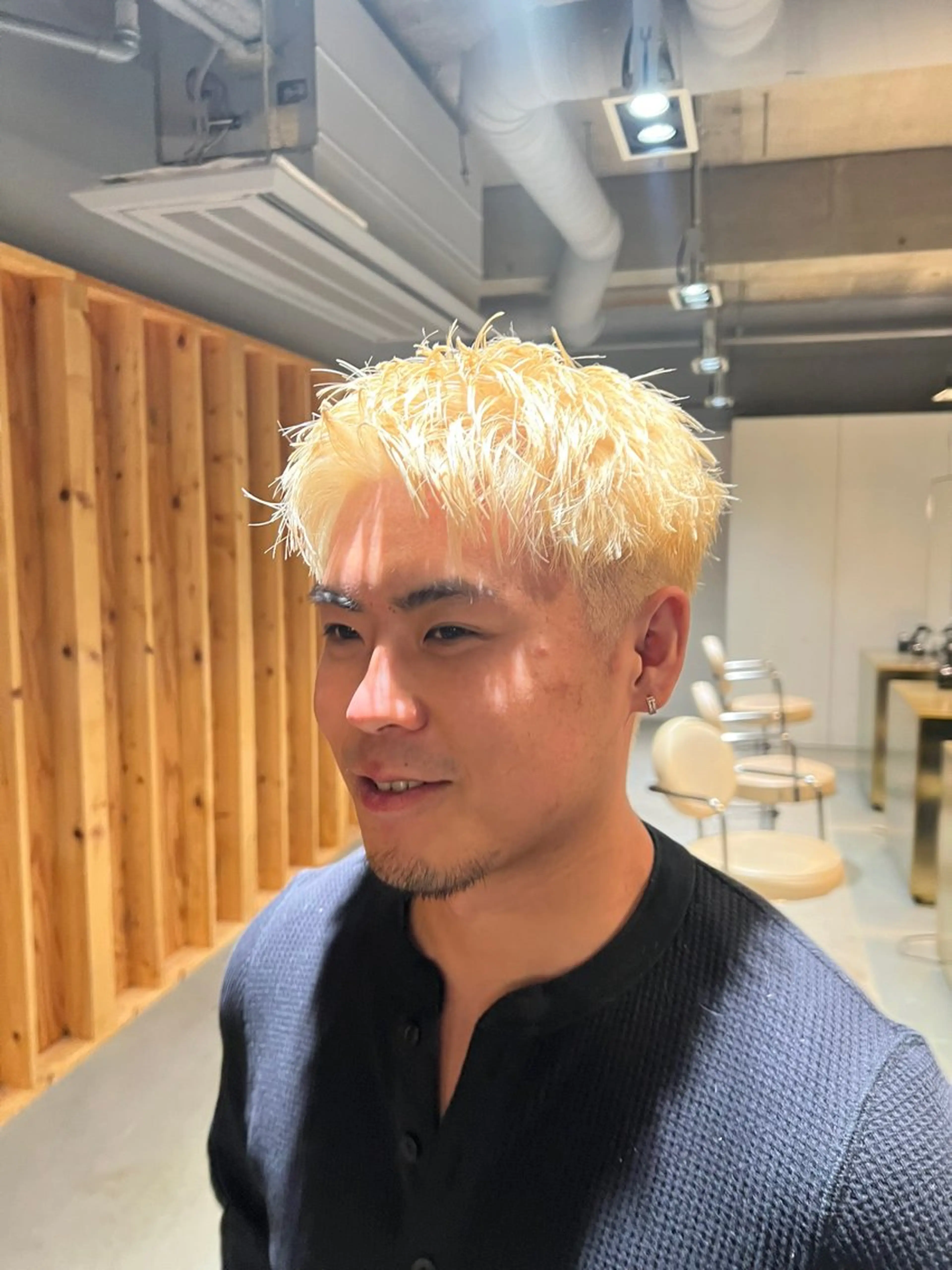 ショート 河本伶 質感レイヤーカットのヘアスタイル