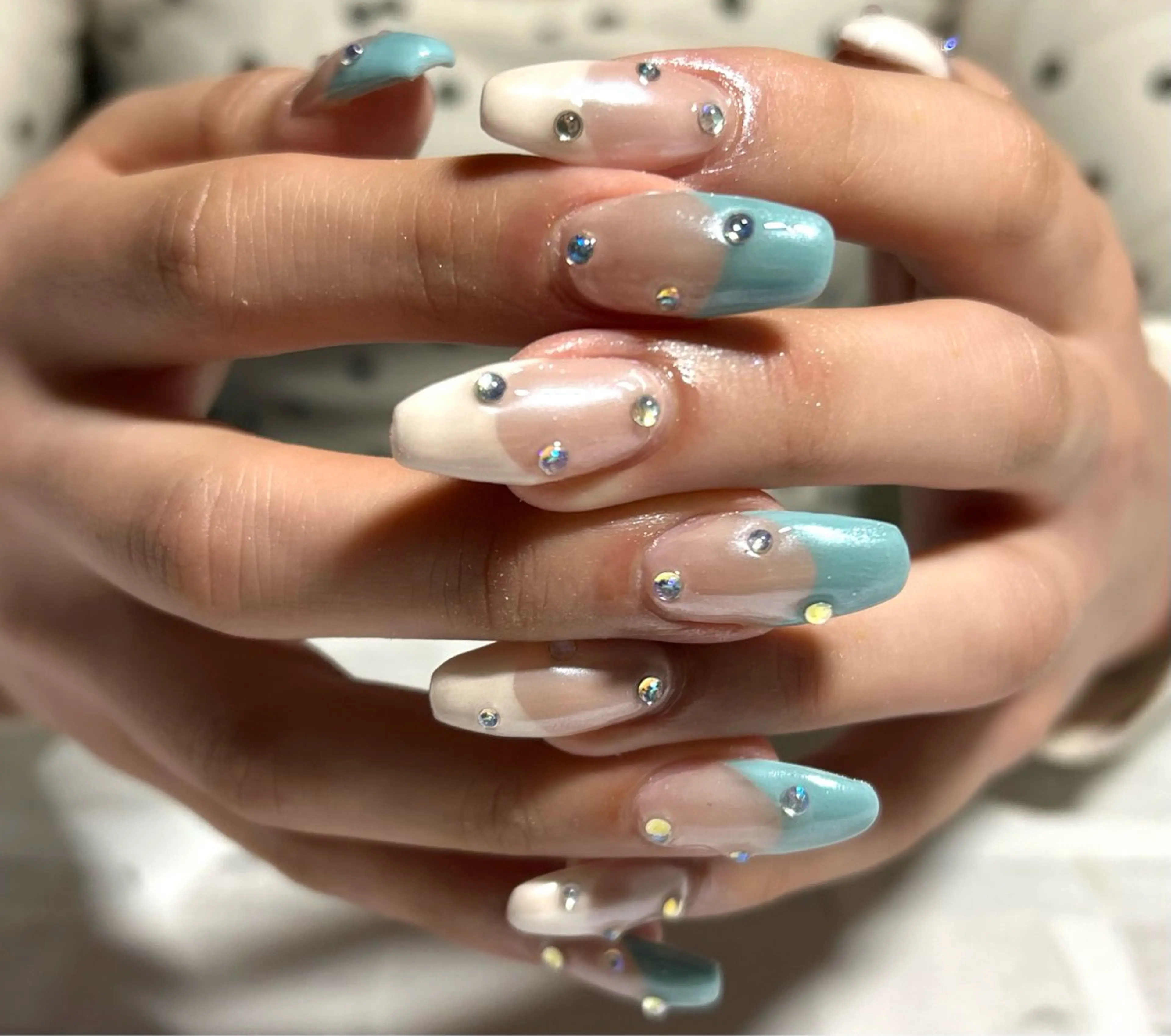 ミディアム ハンドネイル 2dy所属・2DY NAIL SALONのネイルデザイン