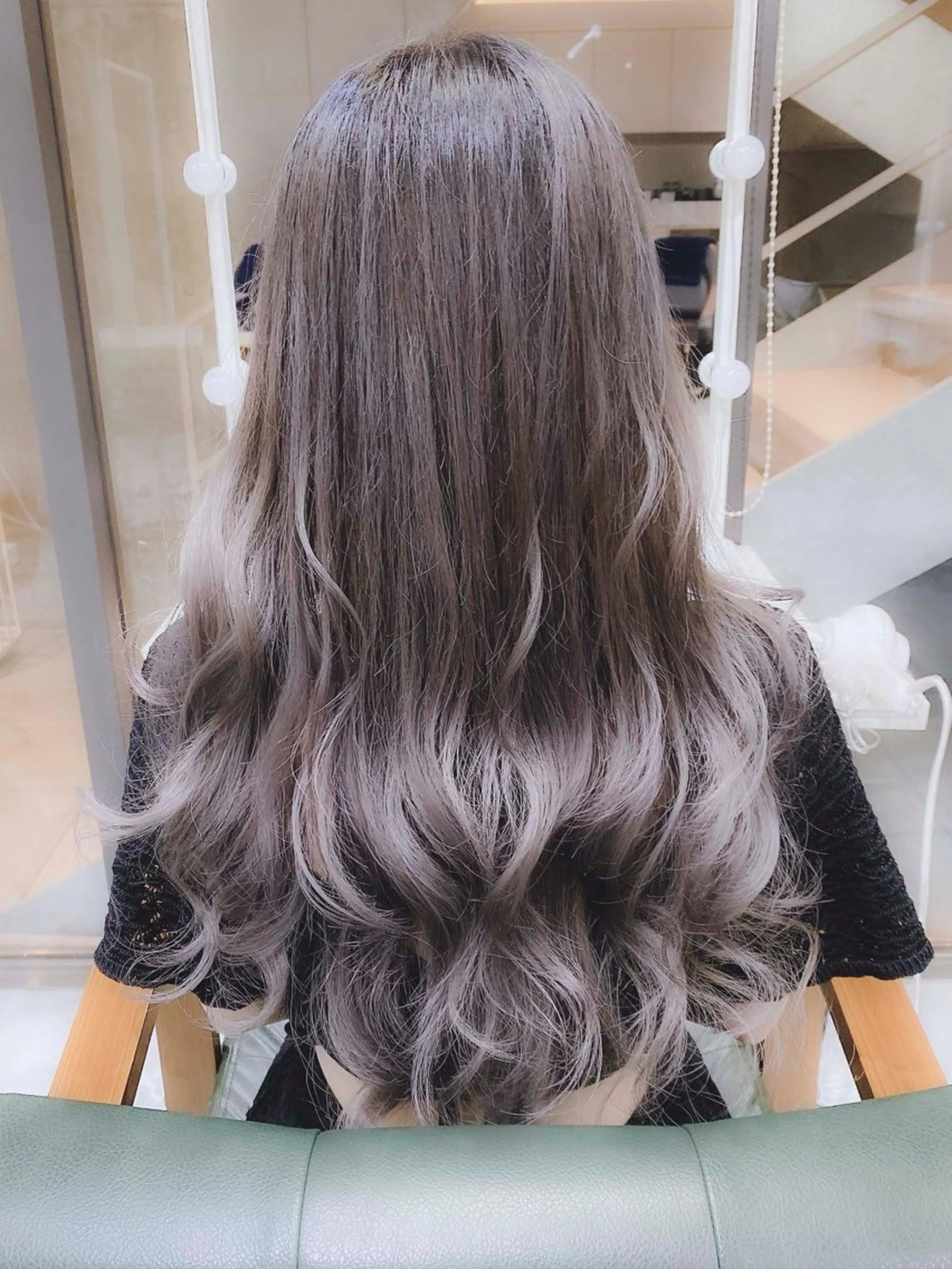 ロング カラー ヘアアレンジ ブリーチ ケアブリーチ 透明感カラー デザインカラー ハイトーンカラー 𝐑𝐈𝐍𝐊𝐀 🐷🖤のヘアスタイル