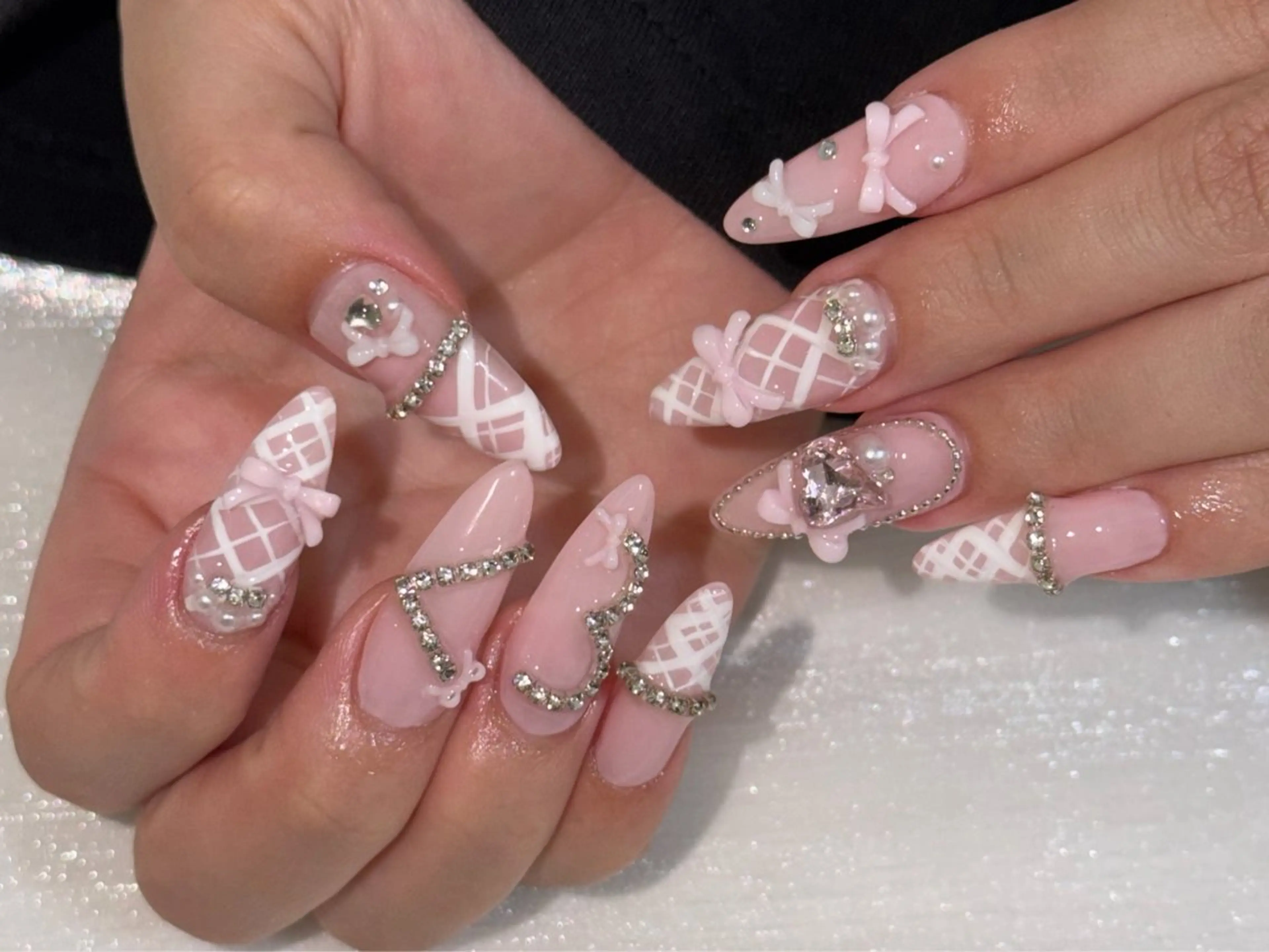 ネイル ハンドネイル elfia nailstudio所属・tamaki araiのネイルデザイン