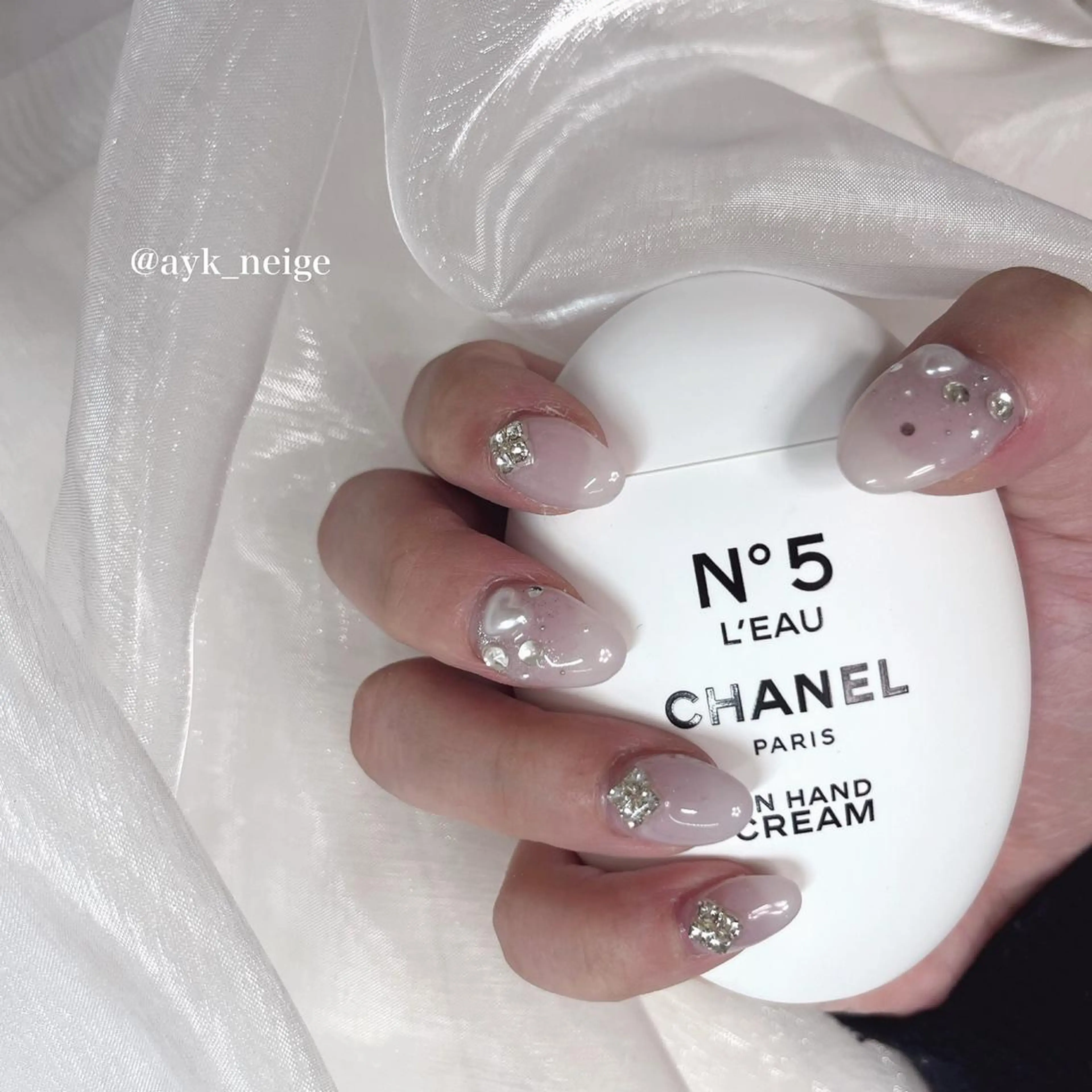 ネイル フットネイル フレンチネイル ハート キラキラネイル 韓国ネイル n'eige nail所属・大谷 綾香のネイルデザイン