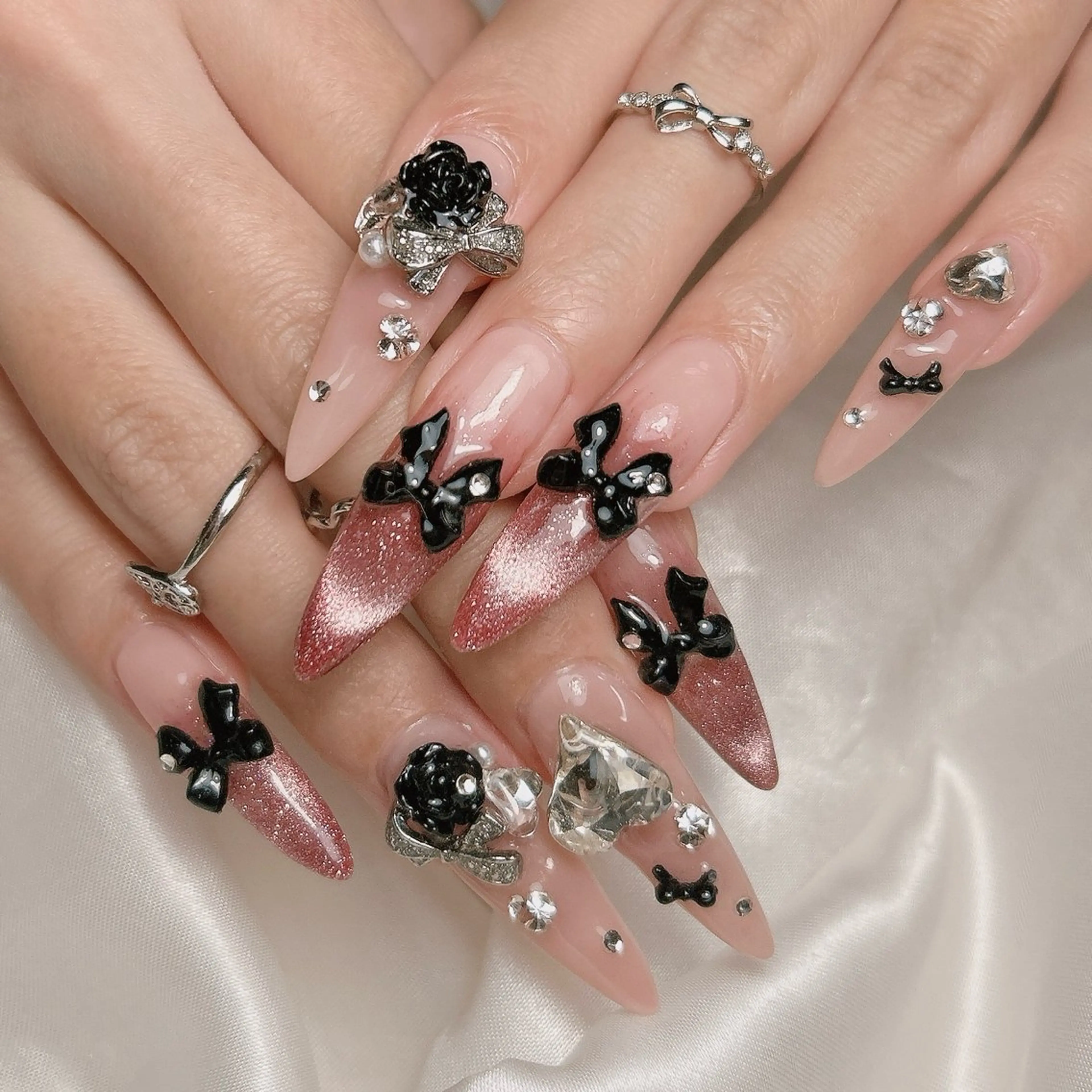 ネイル 成人式 フラッシュネイル マグネットネイル ハンドネイル junna 金山.東別院.上前津のネイルデザイン