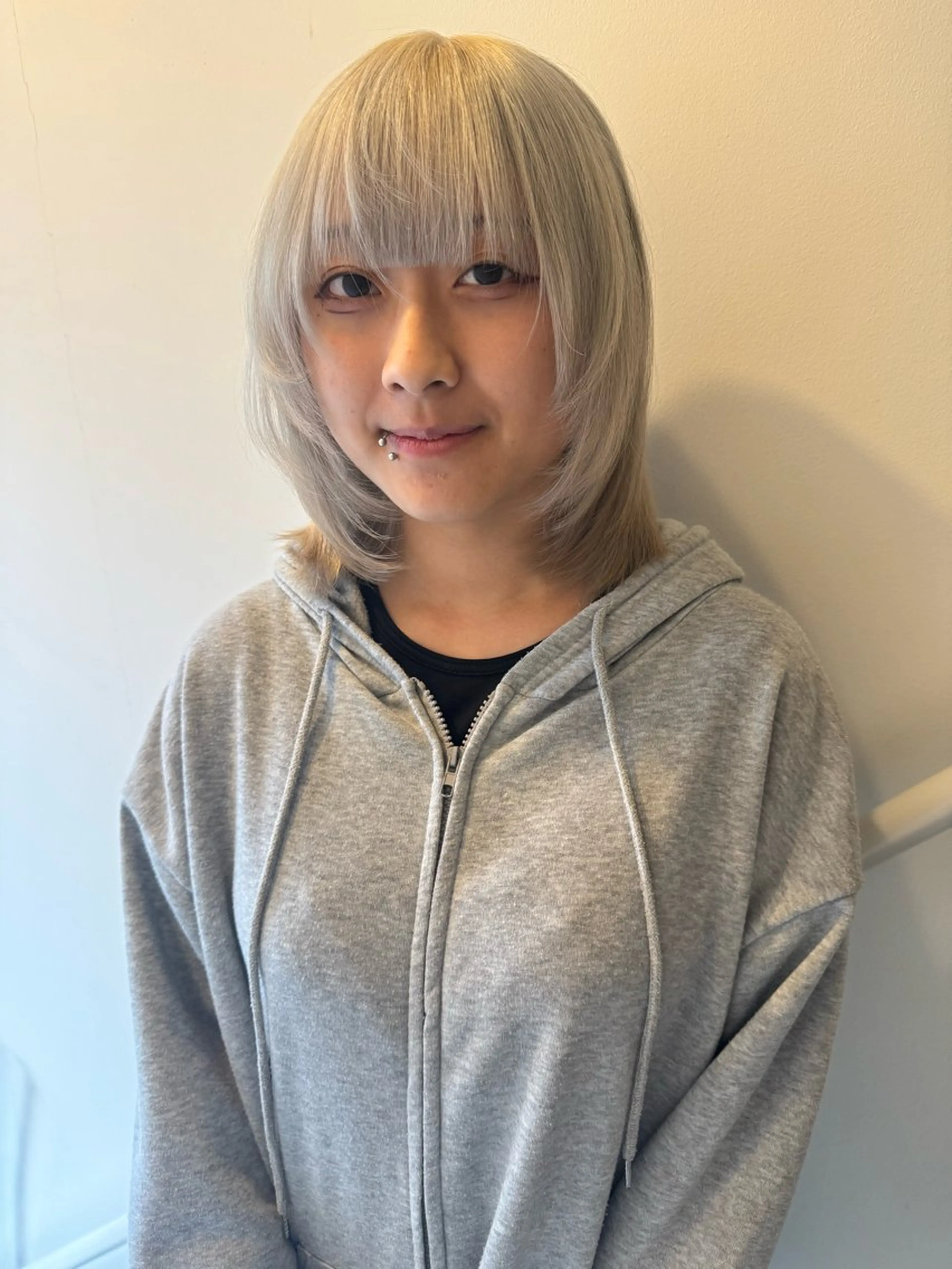 ミディアム カラー ヘアカラー コイデ リュウセイのヘアスタイル