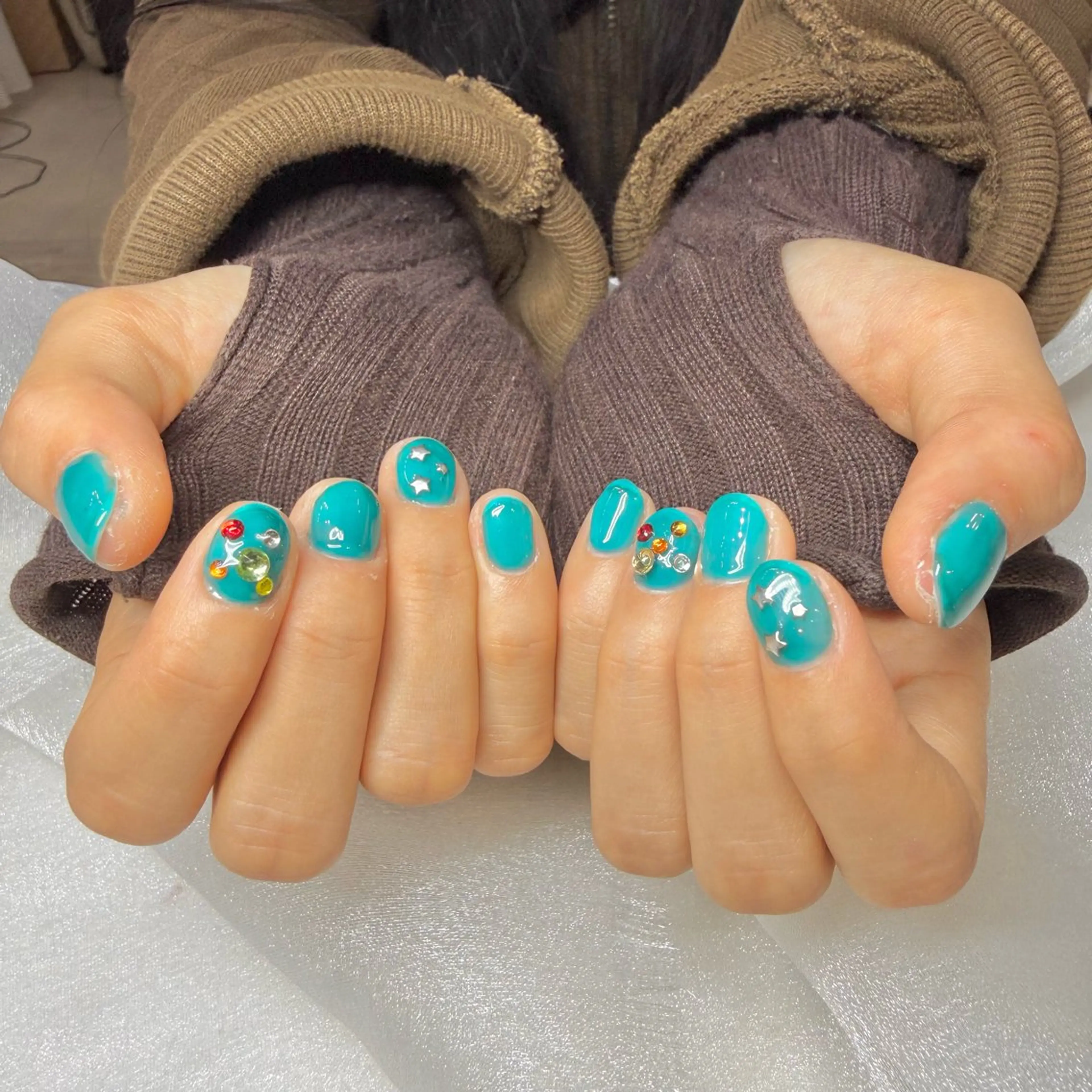 ネイル ストーンネイル ハンドネイル Mネイル 名駅本店所属・Mネイル名駅本店 MIHANEのネイルデザイン