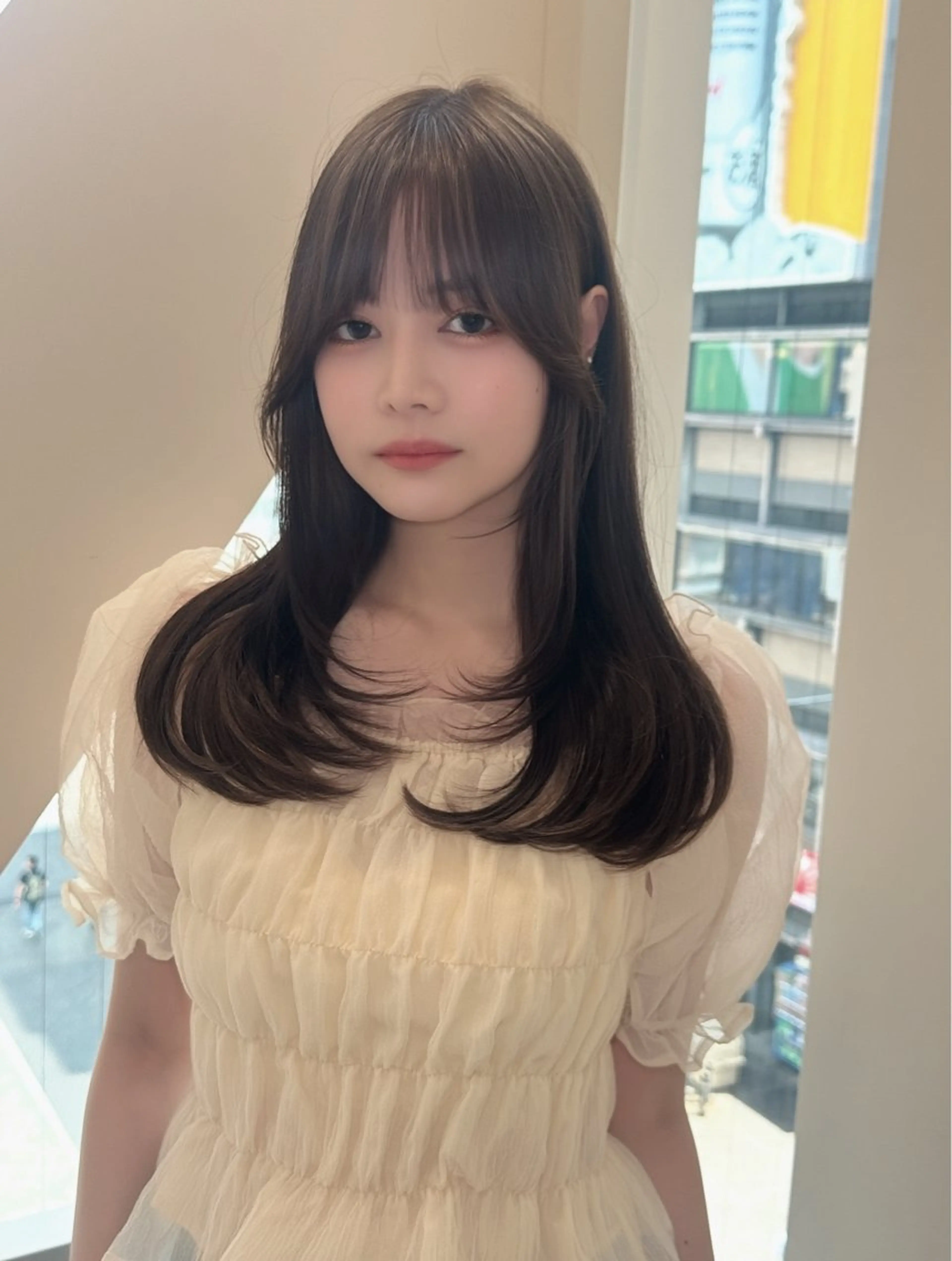 ロング カラー カット ヘアカラー トリートメント ベージュ/インナー カラー🤍Rieのヘアスタイル