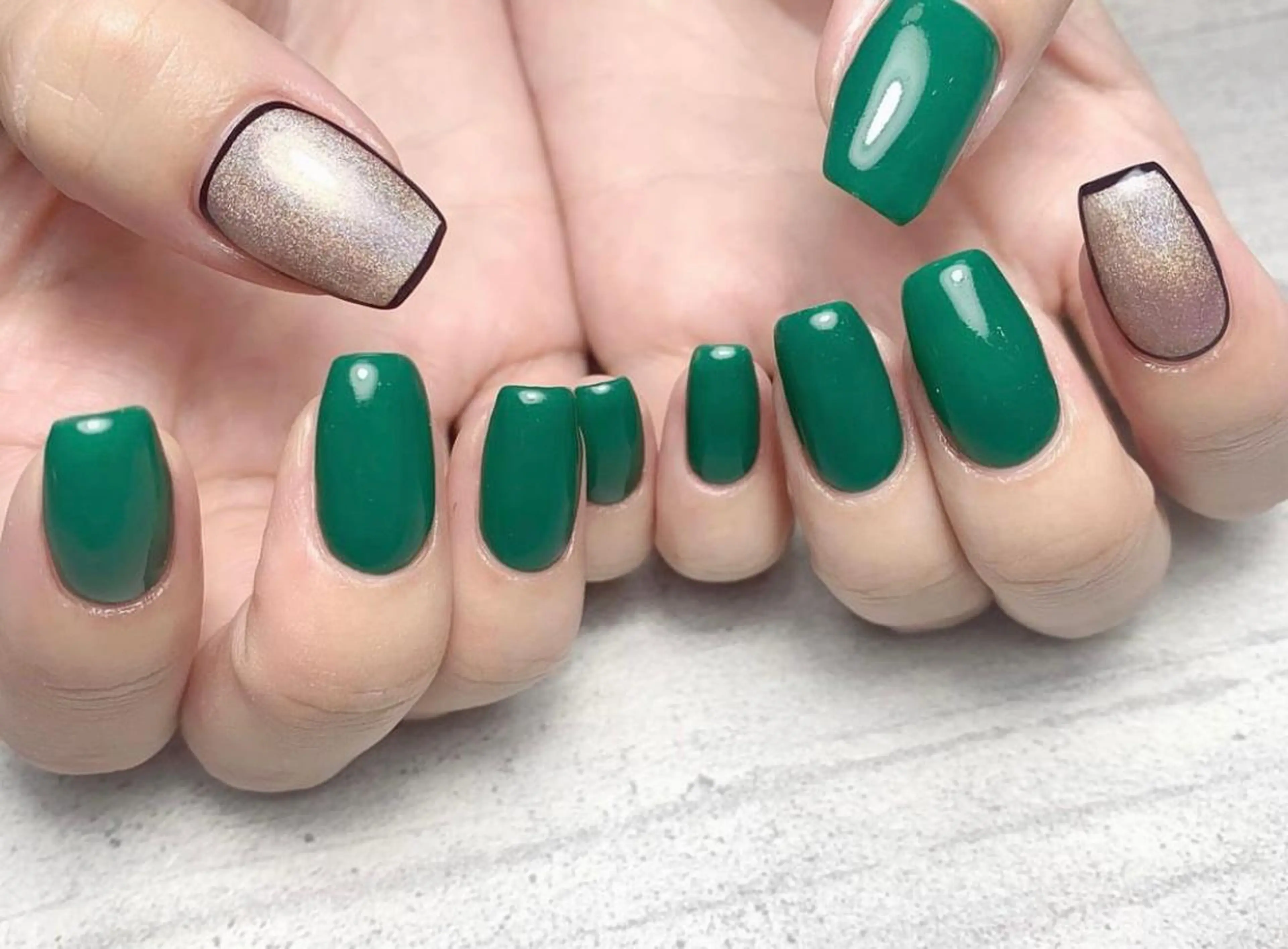 ネイル PEEKABOO京橋 EYE&NAILのマツエク・マツパデザイン