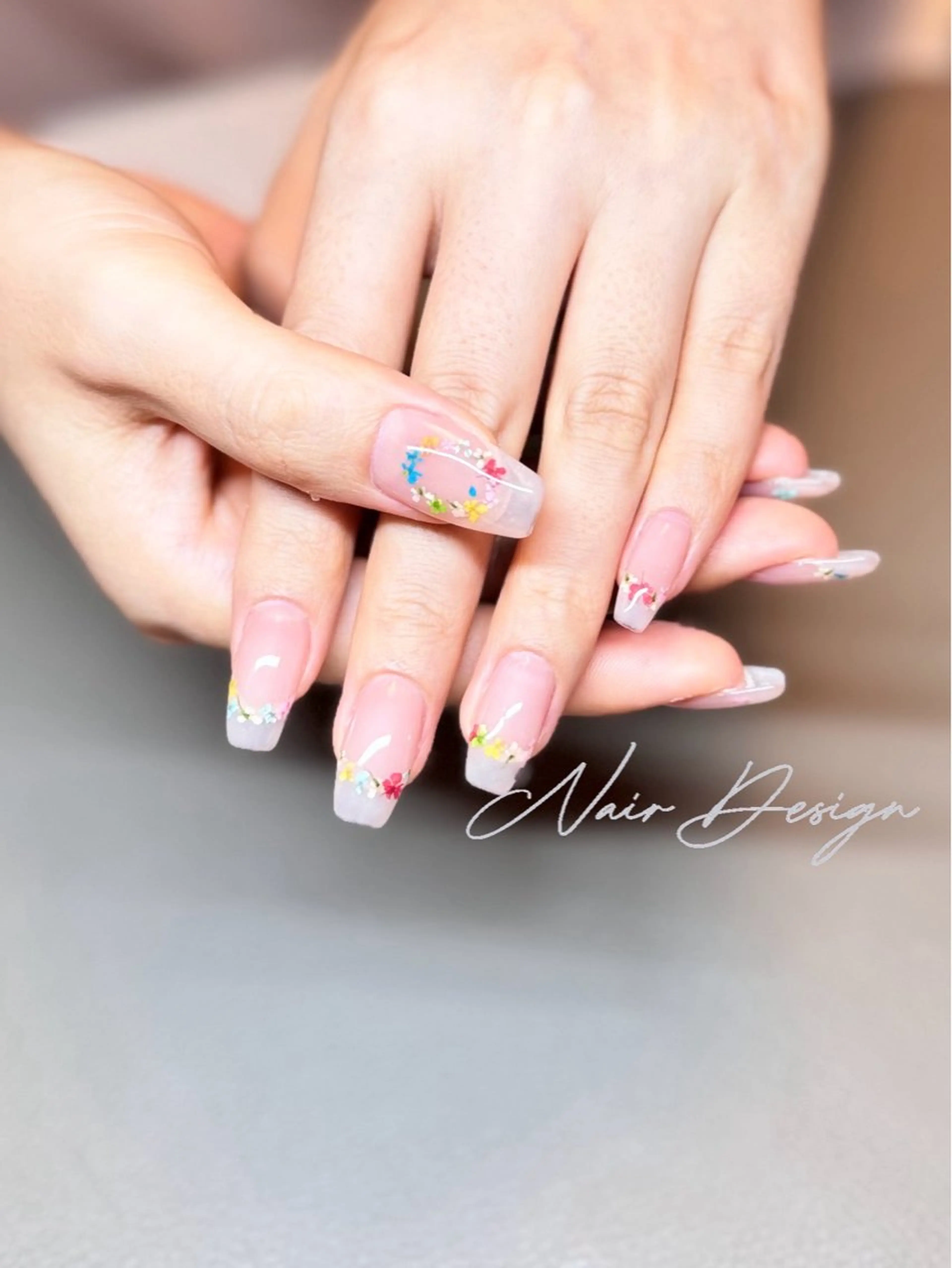 ネイル ハンドネイル ハンドケア 𝓝𝓪𝓲𝓻 𝓝𝓪𝓲𝓵のネイルデザイン