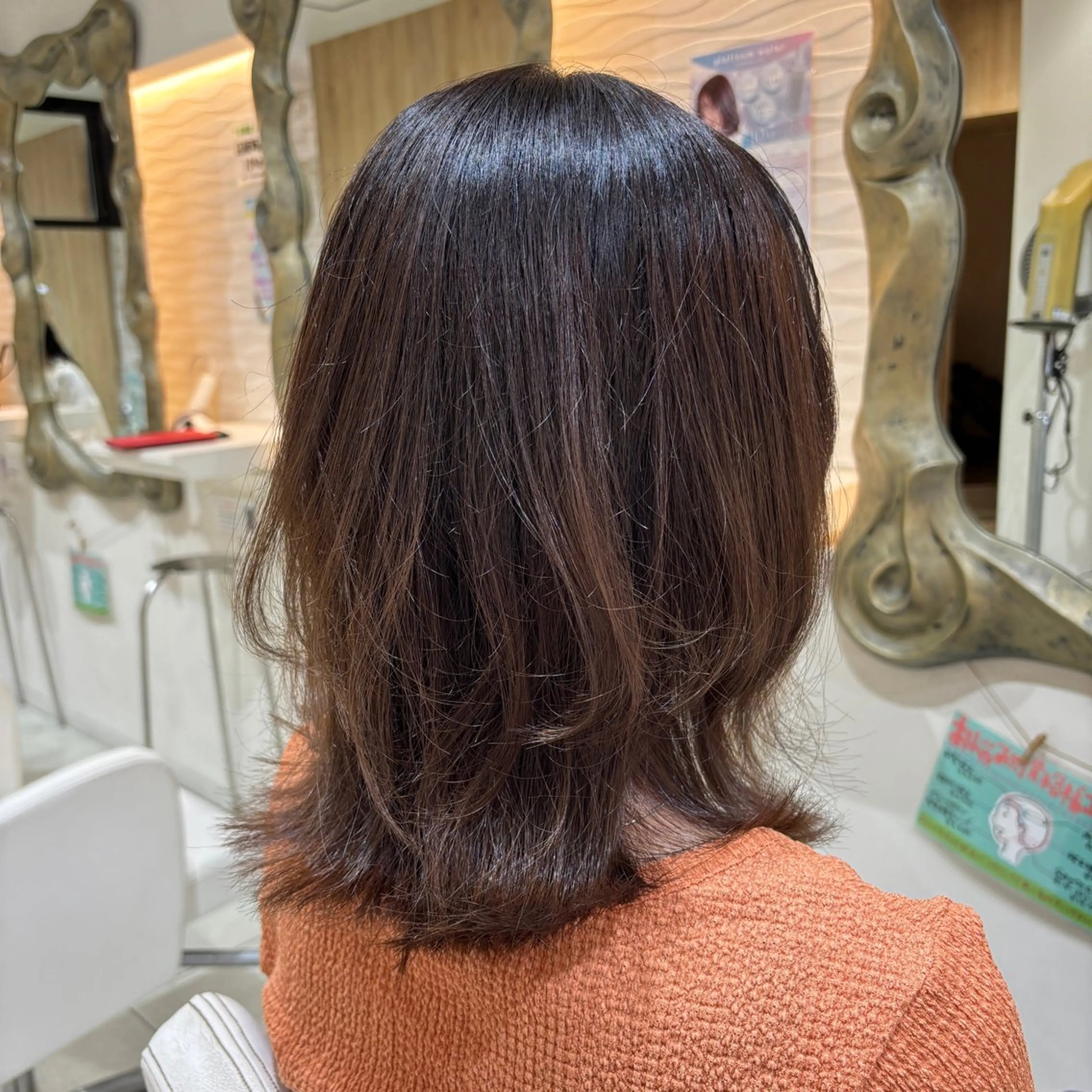 セミロング ヘアケアは お任せ✨✨中田早紀のヘアスタイル