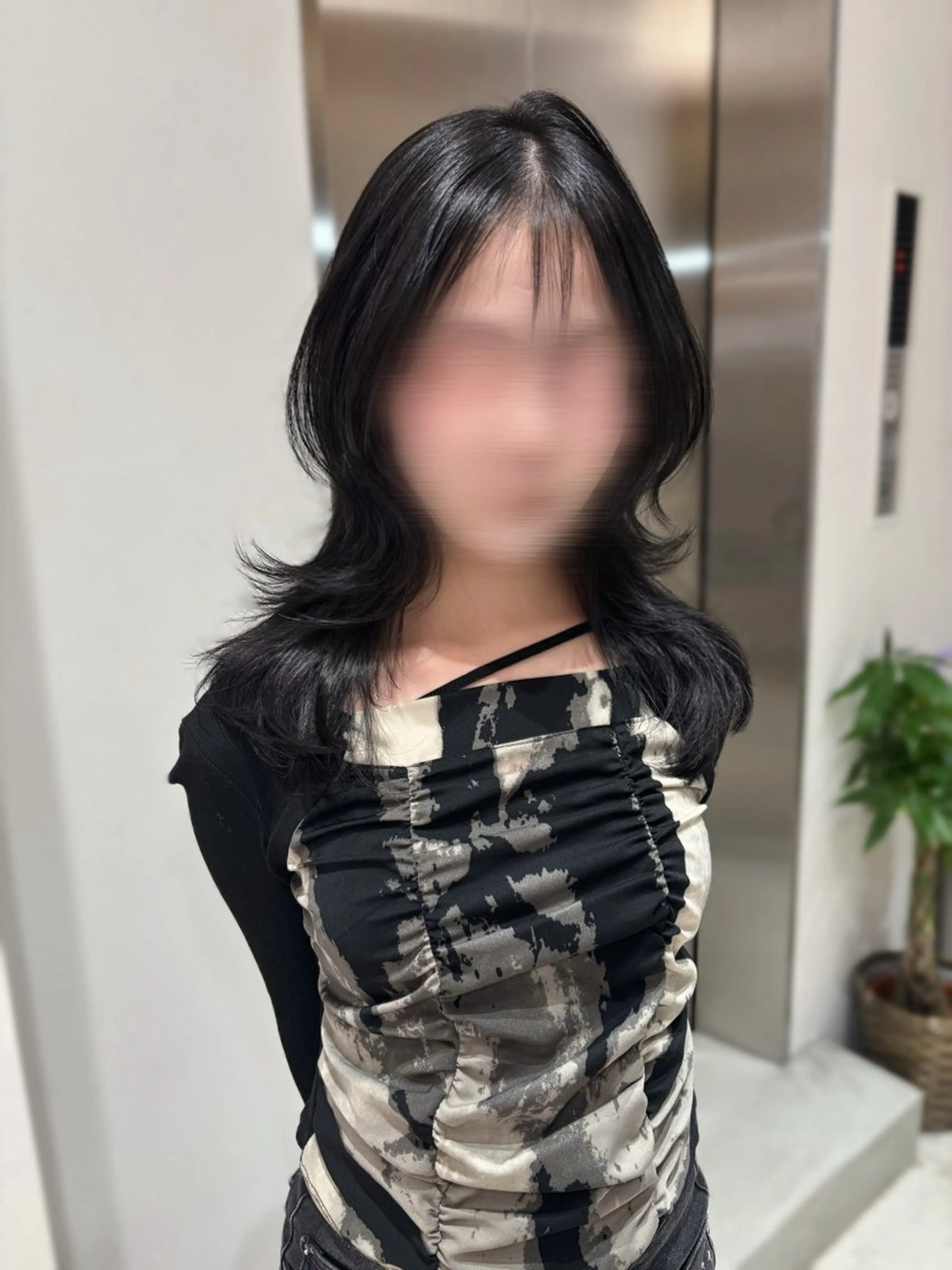 セミロング 顔周りカット ハッシュカット レイヤーカット カット enne栄店 fukaのヘアスタイル