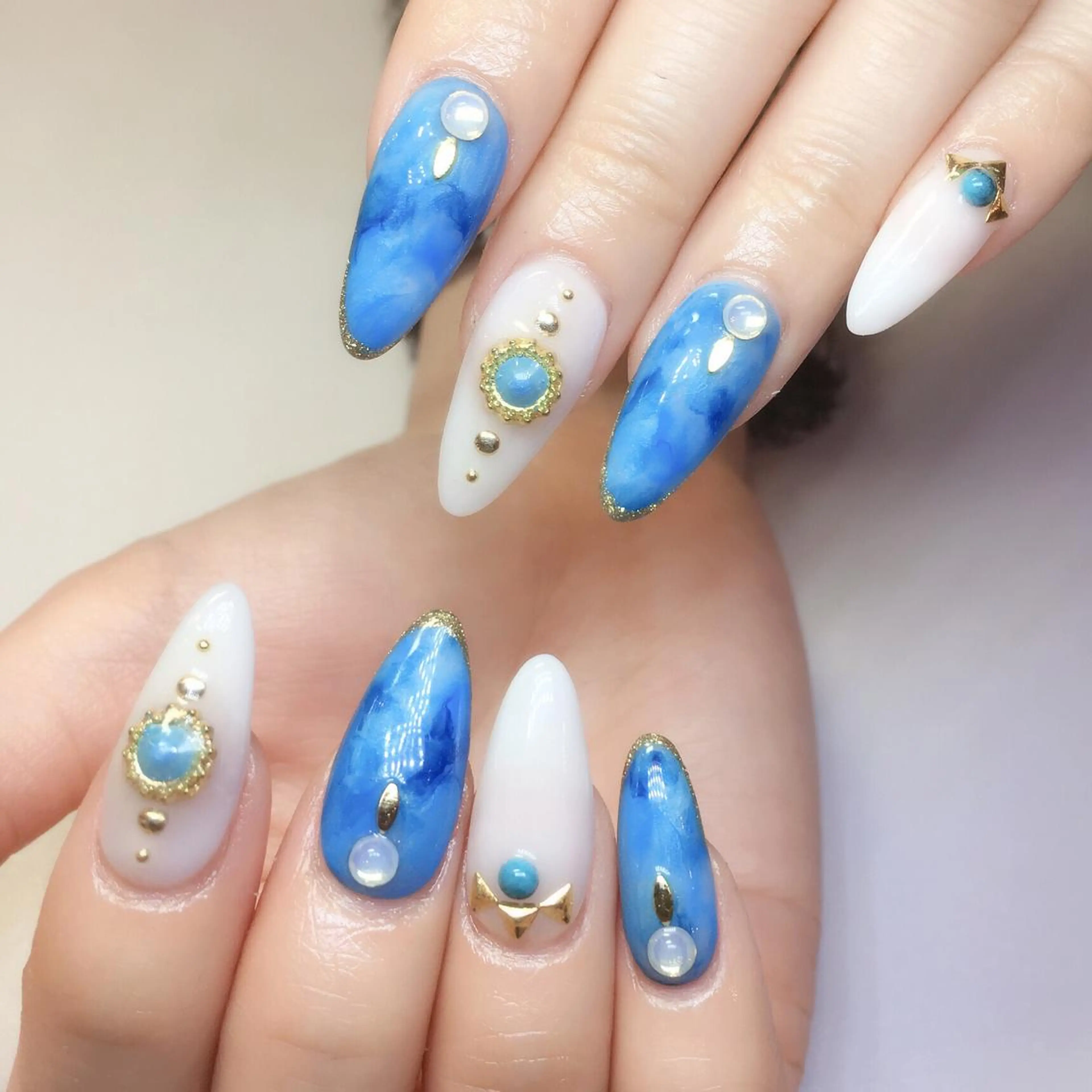 ネイル ブルー 大理石ネイル(マーブル) スカルプネイル 夏ネイル ホワイト nail salon Soeurのネイルデザイン